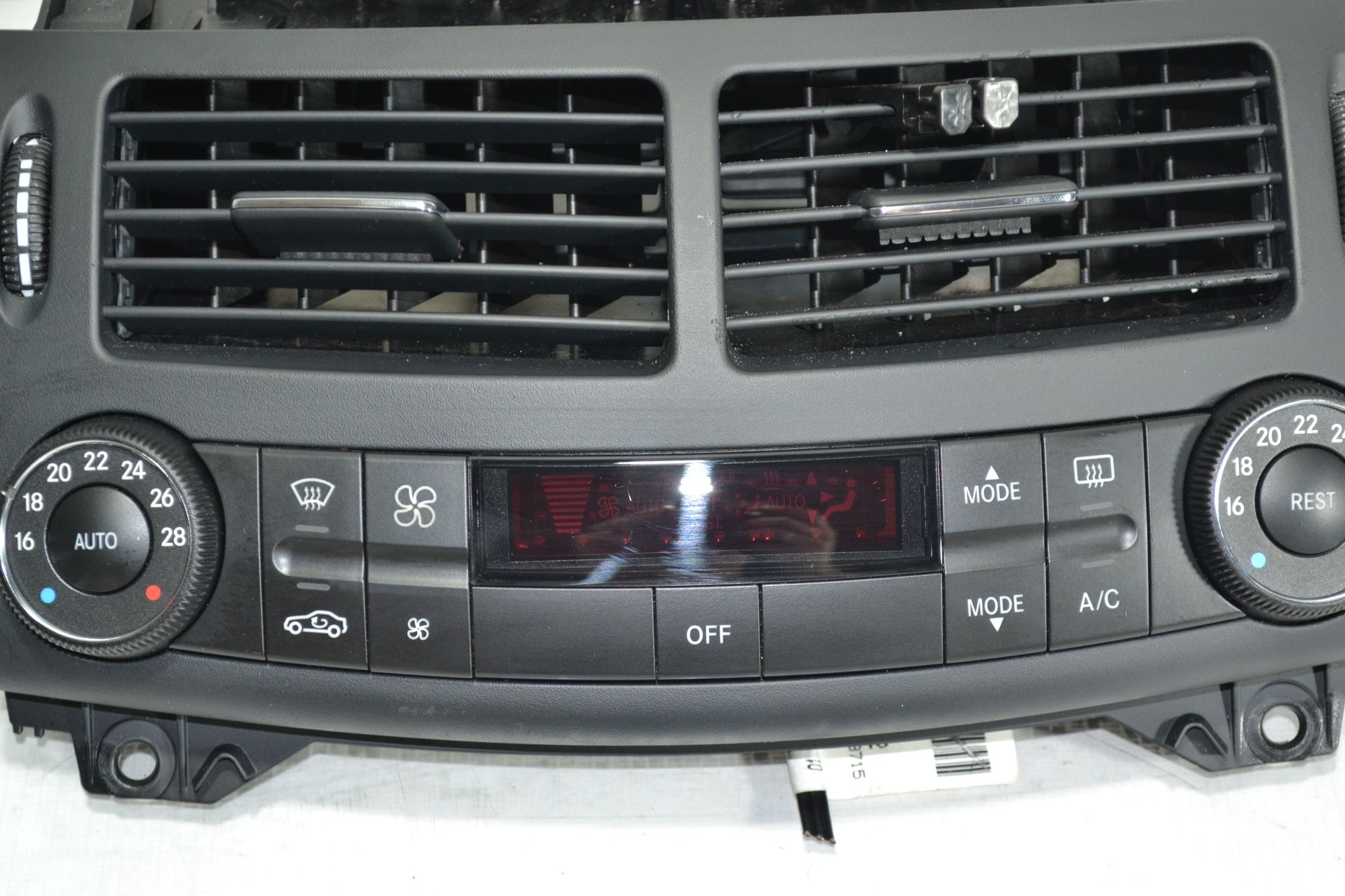 https://ycs.partsauto.market/partsauto-images/thmbs/userImages/b7628e092085f1f91467af1afb6e7630/part/23f839d6-7617-4a89-a879-a02dda7fd2fc_1779697004605.jpg