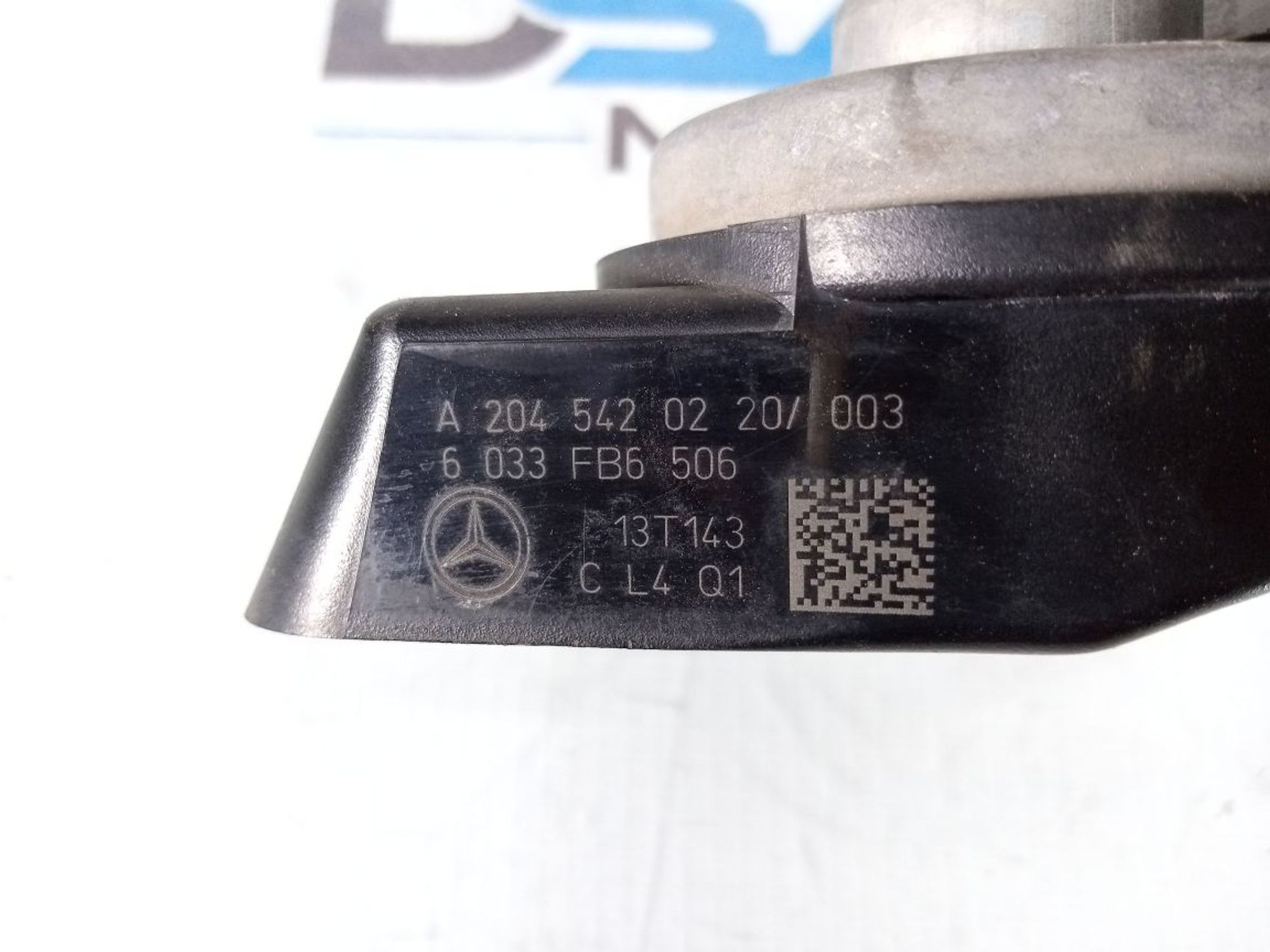 https://ycs.partsauto.market/partsauto-images/thmbs/userImages/b7628e092085f1f91467af1afb6e7630/part/2513e7b6-0f73-4679-8c9b-b5e2c36fe3f7_1733649070736.jpg