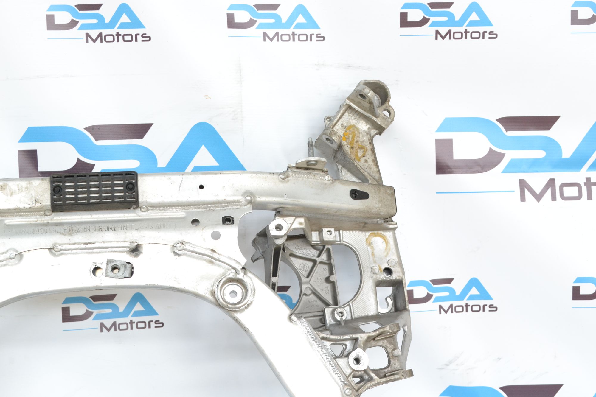 https://ycs.partsauto.market/partsauto-images/thmbs/userImages/b7628e092085f1f91467af1afb6e7630/part/2577d63c-15b3-4156-8d69-7a237f8d8df8_1781676307460.jpg