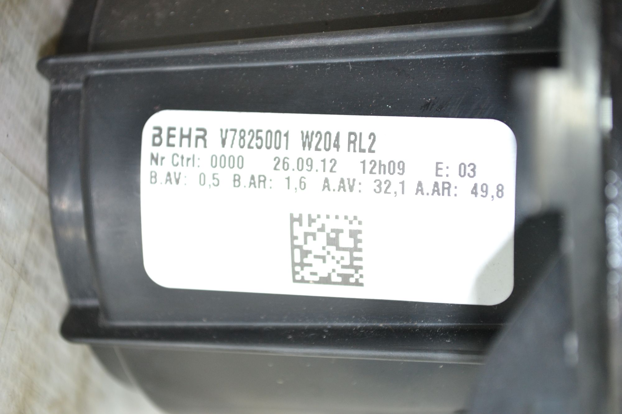 https://ycs.partsauto.market/partsauto-images/thmbs/userImages/b7628e092085f1f91467af1afb6e7630/part/25a1bca3-e50b-459d-a07d-d8bb2de5d6a2_1785766768579.jpg