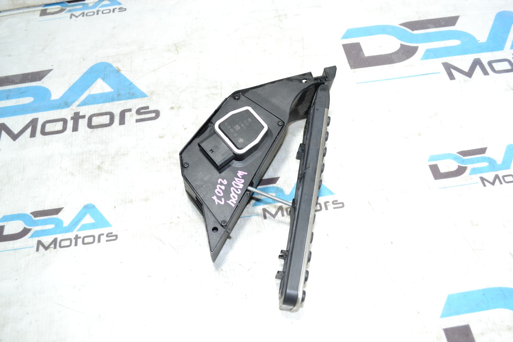 https://ycs.partsauto.market/partsauto-images/thmbs/userImages/b7628e092085f1f91467af1afb6e7630/part/26127e48-996a-4157-baad-92977296a3aa_1783602293666.jpg