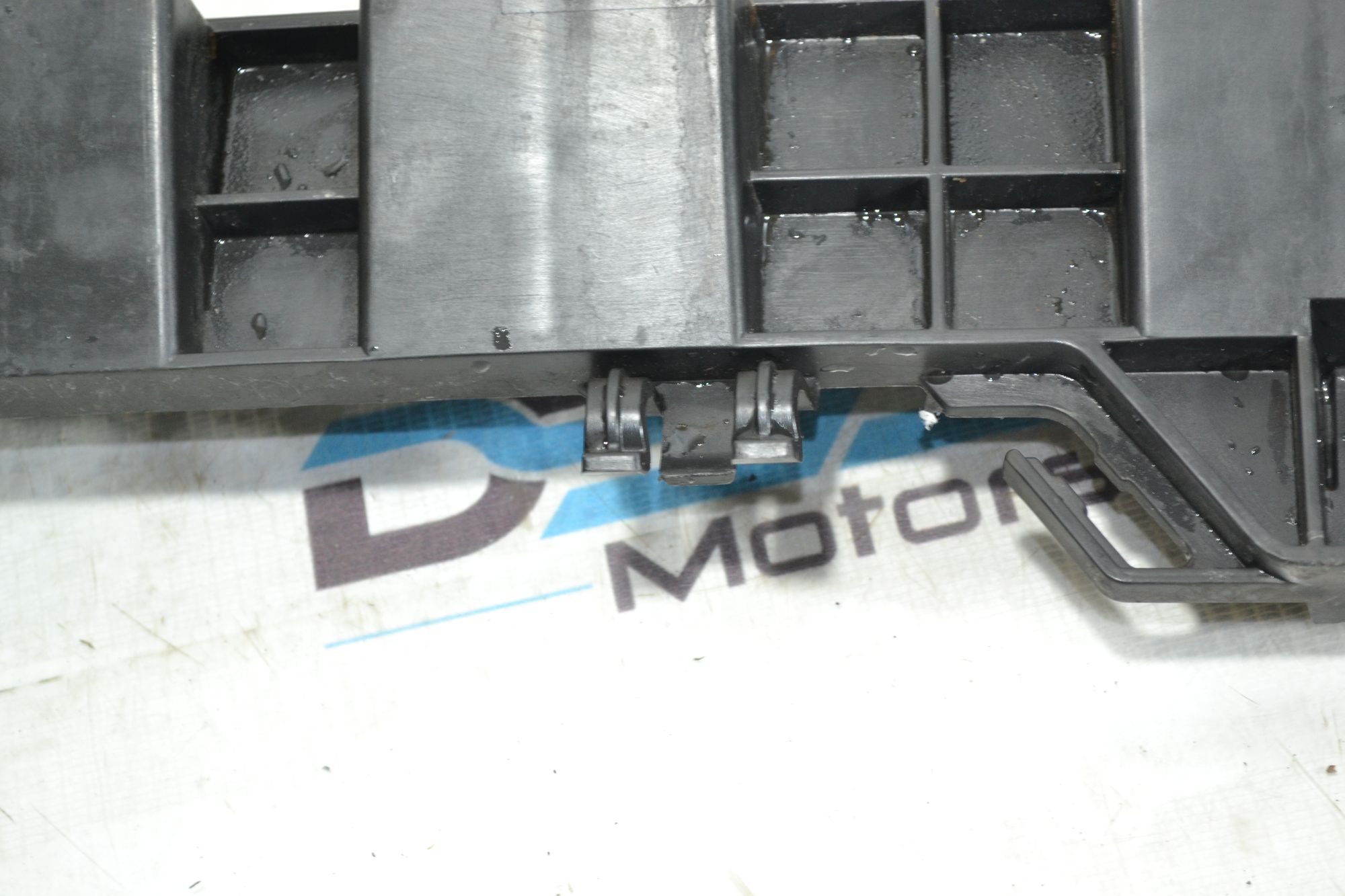 https://ycs.partsauto.market/partsauto-images/thmbs/userImages/b7628e092085f1f91467af1afb6e7630/part/2642e132-2919-4e06-9c60-8d49bfb67458_1780481443636.jpg