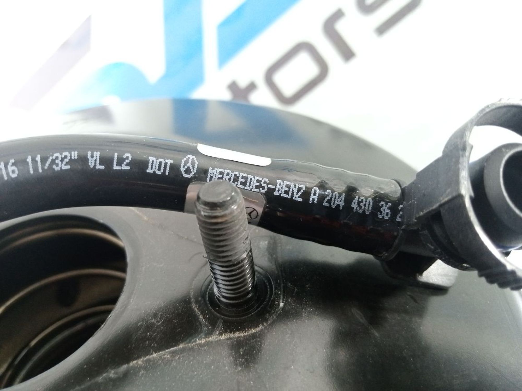 https://ycs.partsauto.market/partsauto-images/thmbs/userImages/b7628e092085f1f91467af1afb6e7630/part/264f11a3-d78e-451f-9e32-cc9d9c7ebd4b_1721980724012.jpg