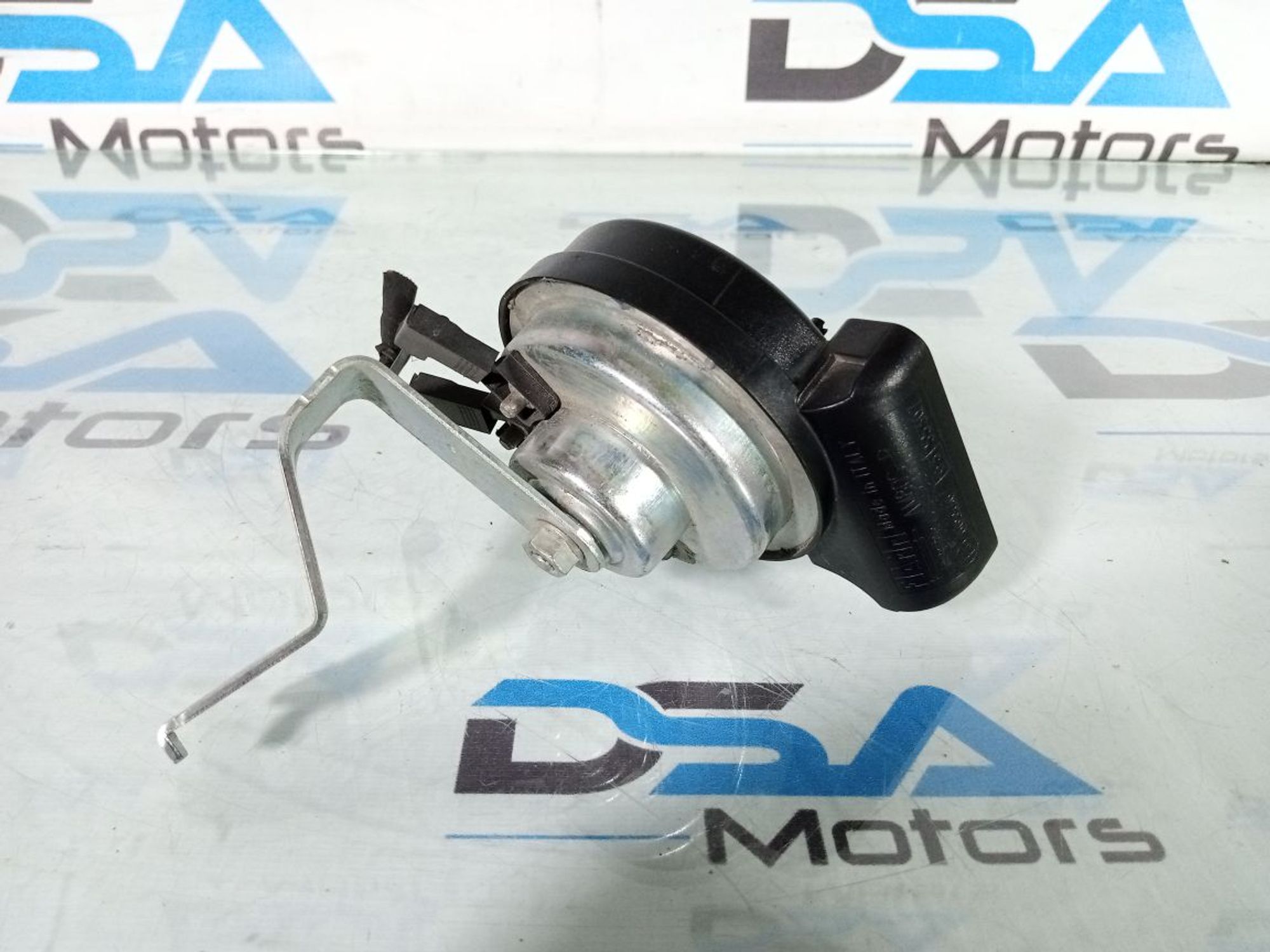 https://ycs.partsauto.market/partsauto-images/thmbs/userImages/b7628e092085f1f91467af1afb6e7630/part/268ba86e-4cd7-487f-895f-adc2186c1167_1730390194617.jpg