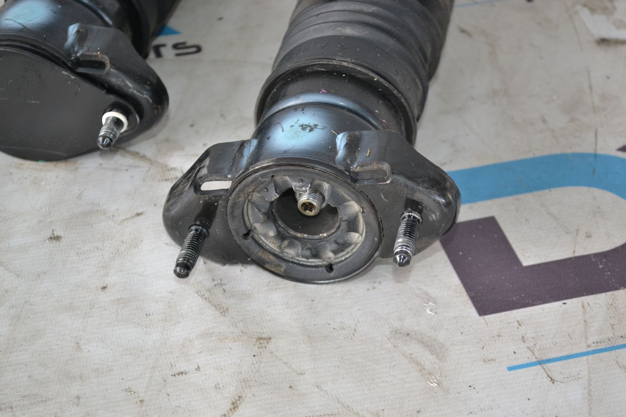 https://ycs.partsauto.market/partsauto-images/thmbs/userImages/b7628e092085f1f91467af1afb6e7630/part/26b9a8a8-28b6-45fd-9cce-5c13765a9541_1785147115017.jpg