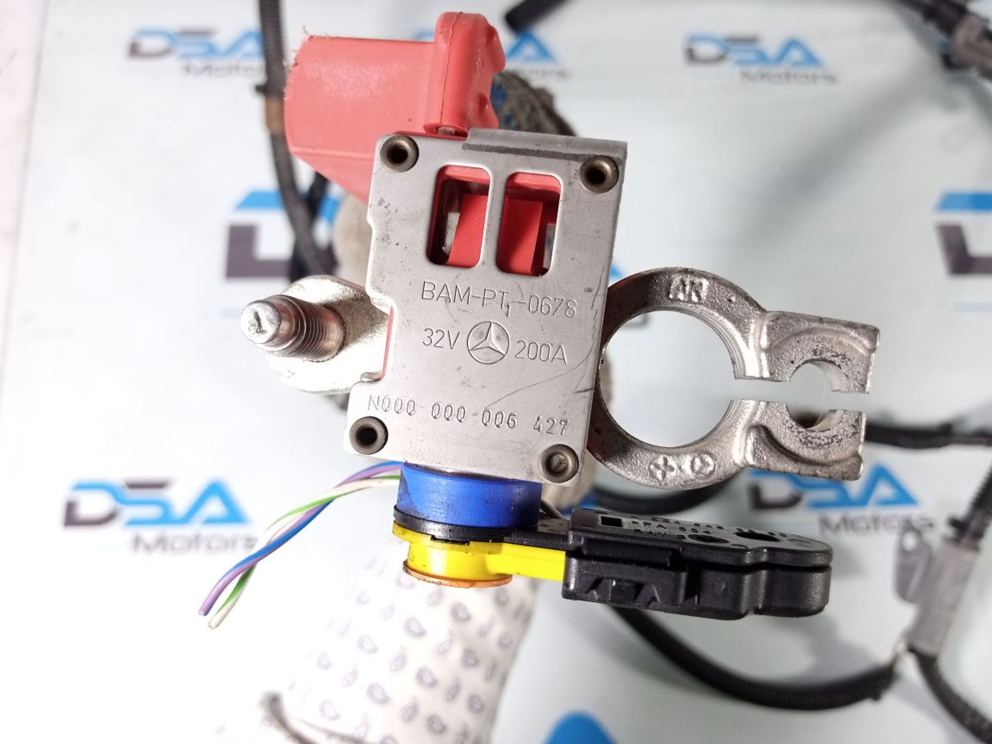 https://ycs.partsauto.market/partsauto-images/thmbs/userImages/b7628e092085f1f91467af1afb6e7630/part/2715dd9b-1265-4c2b-9545-3079b9047c07_1727112199553.jpg