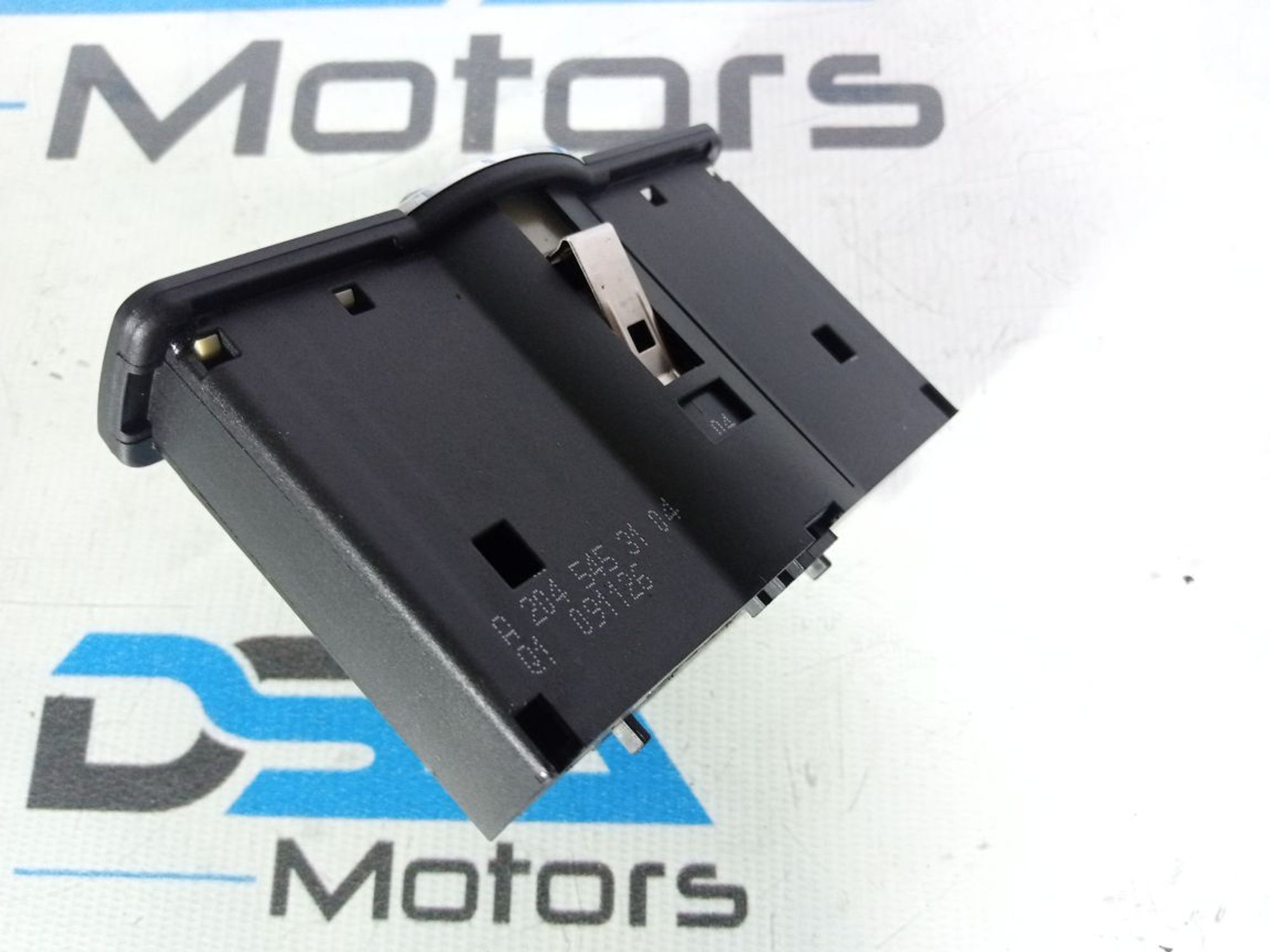https://ycs.partsauto.market/partsauto-images/thmbs/userImages/b7628e092085f1f91467af1afb6e7630/part/27e6b298-285b-49cd-98d0-7933937c86d7_1741685826198.jpg