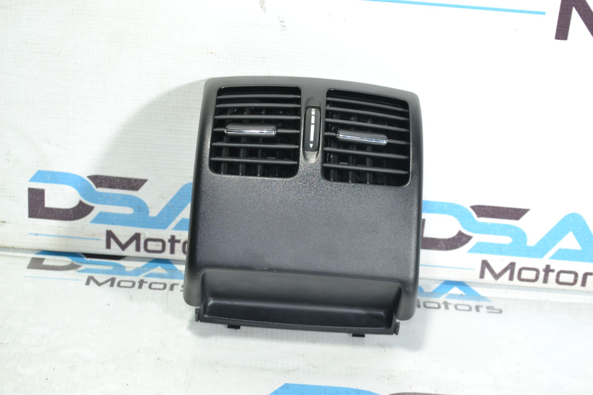 https://ycs.partsauto.market/partsauto-images/thmbs/userImages/b7628e092085f1f91467af1afb6e7630/part/282edc3f-e06f-453f-8484-7d7e158494ee_1780059588279.jpg