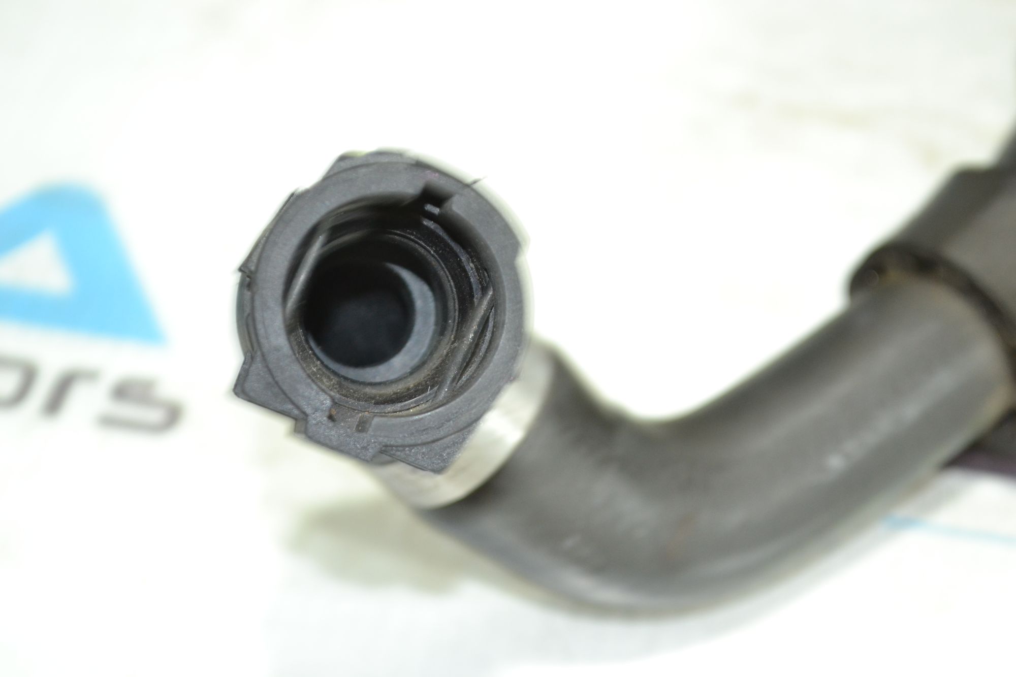 https://ycs.partsauto.market/partsauto-images/thmbs/userImages/b7628e092085f1f91467af1afb6e7630/part/28401e67-cf3d-4f2c-8c80-10a9109feed2_1780656324534.jpg