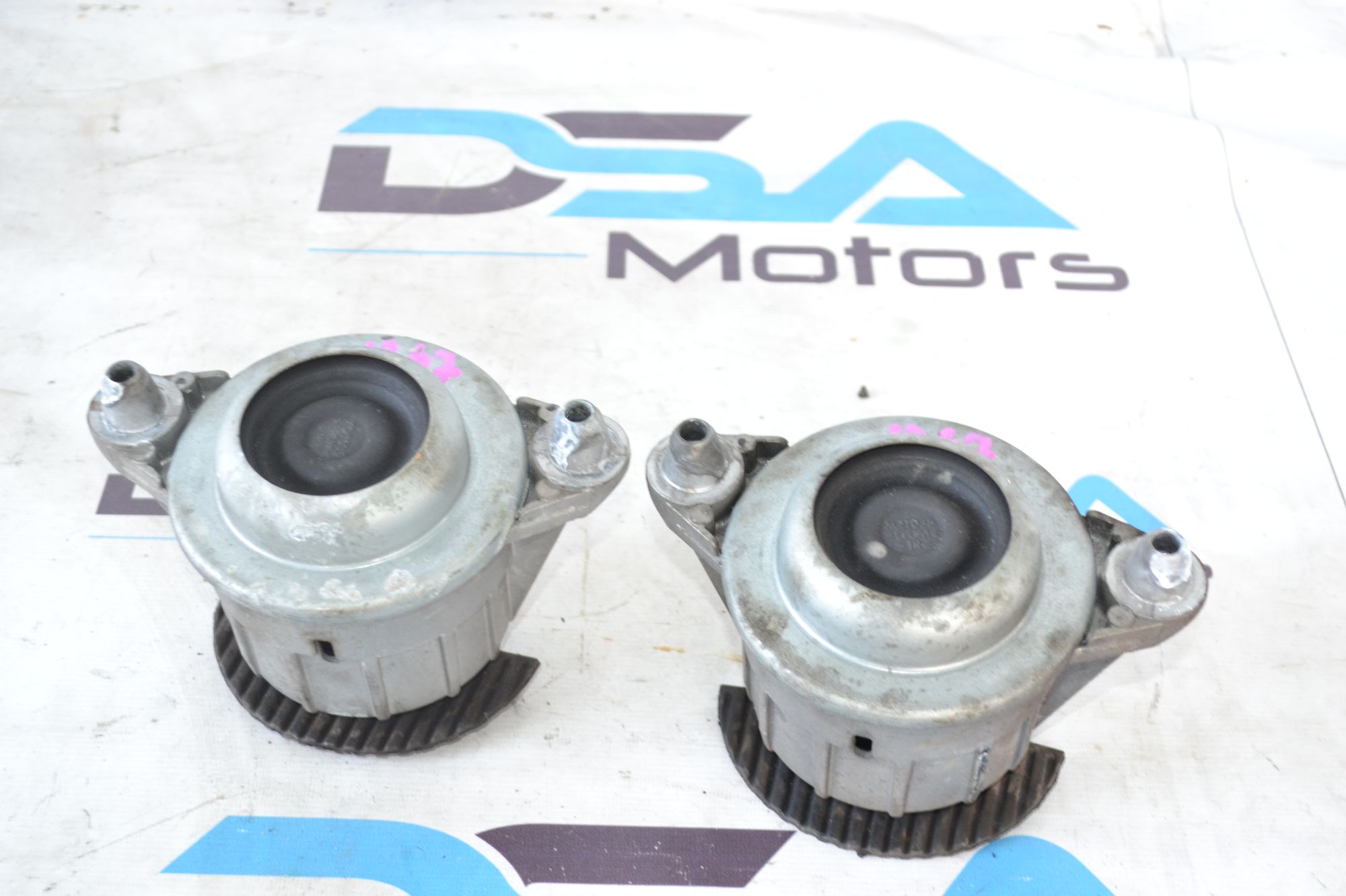 https://ycs.partsauto.market/partsauto-images/thmbs/userImages/b7628e092085f1f91467af1afb6e7630/part/28564cc1-4fd3-4763-a56f-d1a57fa0dcaa_1785313234631.jpg