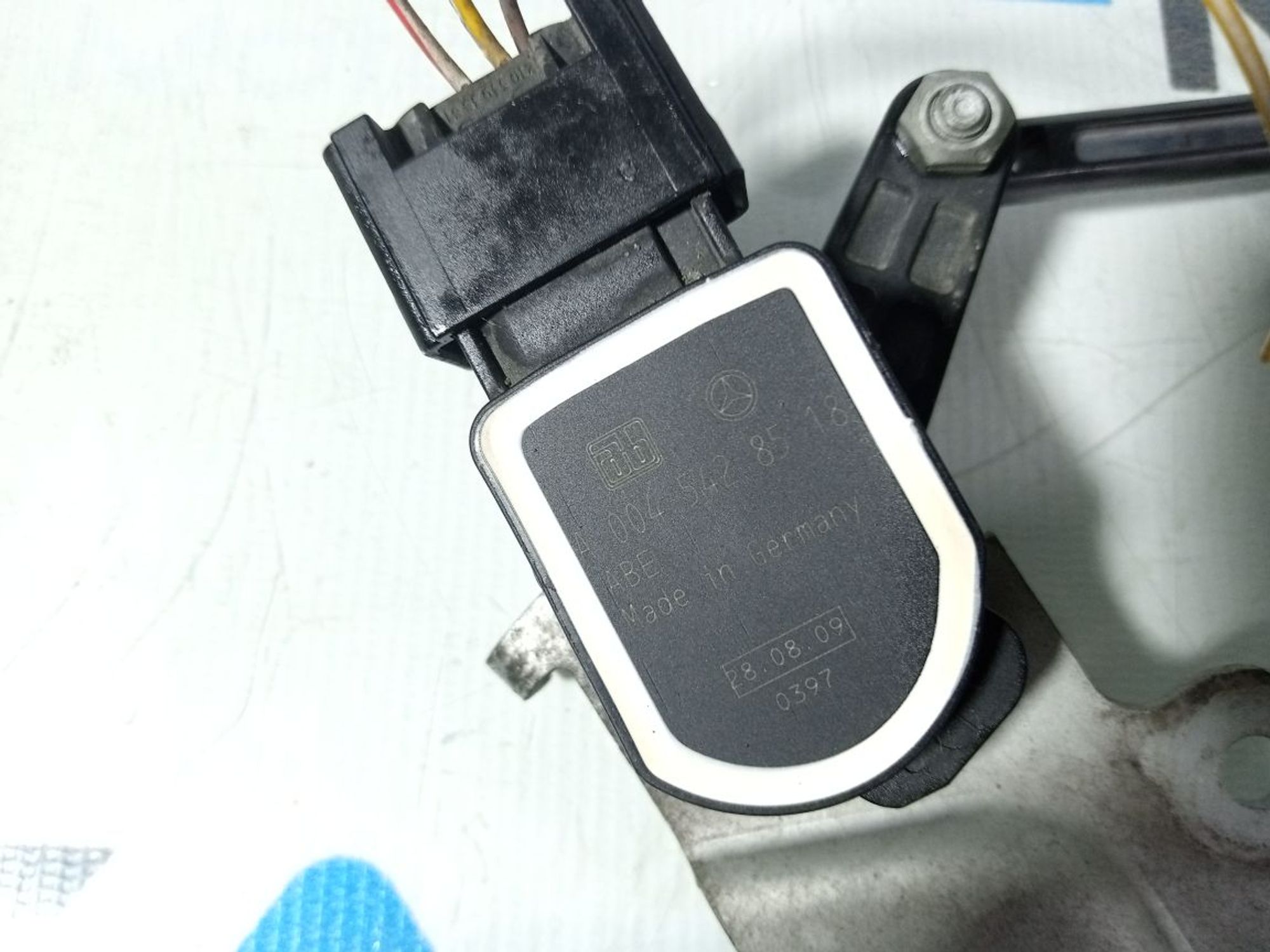 https://ycs.partsauto.market/partsauto-images/thmbs/userImages/b7628e092085f1f91467af1afb6e7630/part/288d1087-e99a-45a3-8b9a-995cd075ffef_1742560633047.jpg