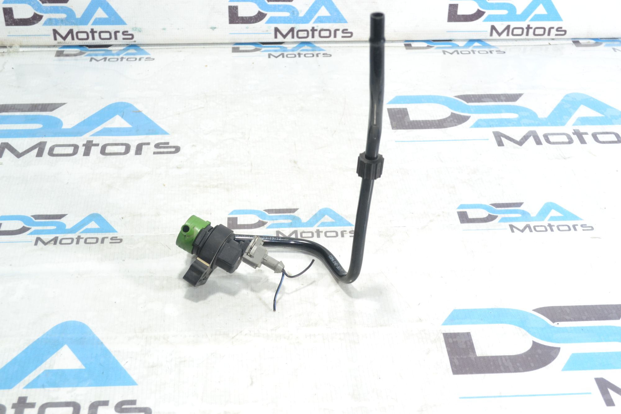 https://ycs.partsauto.market/partsauto-images/thmbs/userImages/b7628e092085f1f91467af1afb6e7630/part/28c2de91-223f-4bad-ab16-c0c9f228e476_1781006538248.jpg