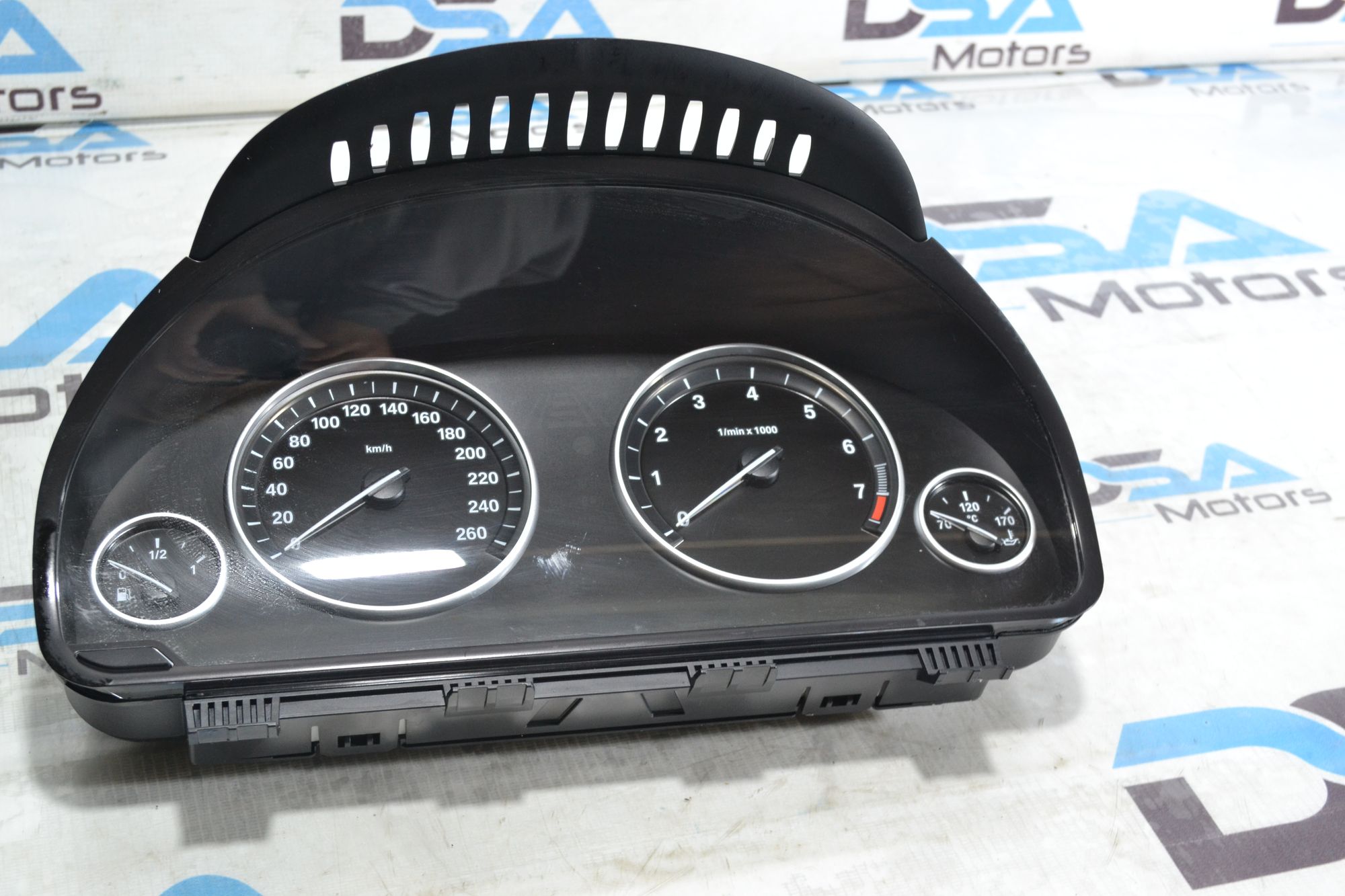 https://ycs.partsauto.market/partsauto-images/thmbs/userImages/b7628e092085f1f91467af1afb6e7630/part/2925d296-5083-4c6e-aa0c-17cc47f42a43_1780494530024.jpg