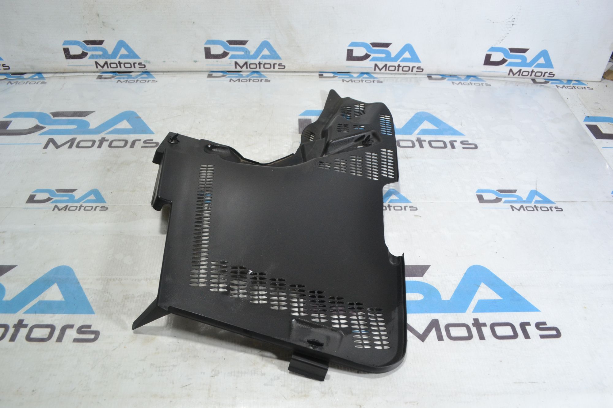 https://ycs.partsauto.market/partsauto-images/thmbs/userImages/b7628e092085f1f91467af1afb6e7630/part/29880d44-8562-4acf-9f1b-13eff296adbe_1781180519025.jpg