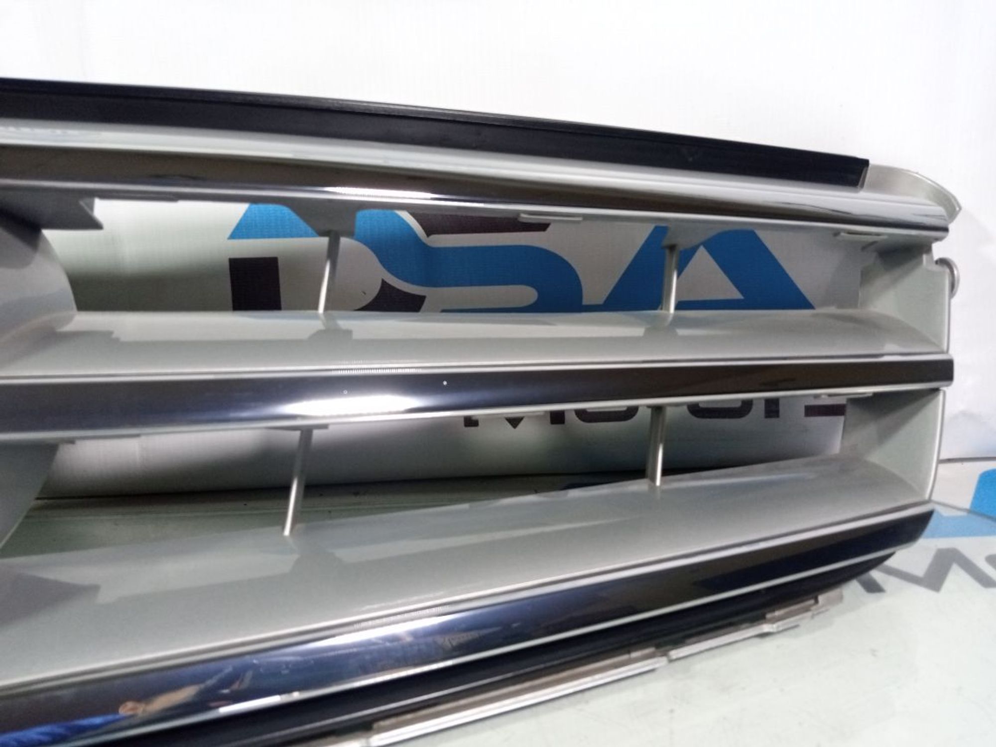 https://ycs.partsauto.market/partsauto-images/thmbs/userImages/b7628e092085f1f91467af1afb6e7630/part/299599e5-9f18-45fc-8eed-d8ef1e02fe49_1742893558765.jpg