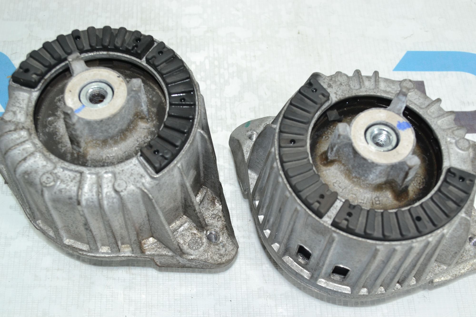 https://ycs.partsauto.market/partsauto-images/thmbs/userImages/b7628e092085f1f91467af1afb6e7630/part/2ae56193-a8a6-4a65-9d23-c13932b1c847_1779357363528.jpg