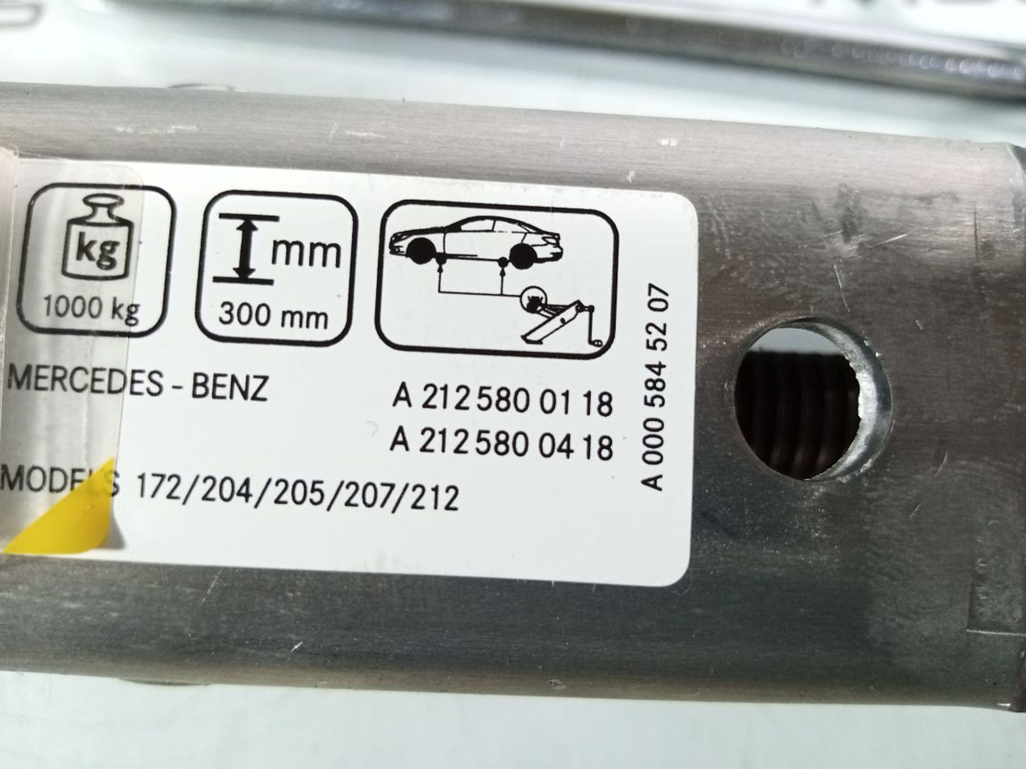 https://ycs.partsauto.market/partsauto-images/thmbs/userImages/b7628e092085f1f91467af1afb6e7630/part/2b162ee4-7fa7-46a4-952c-2b11871b80b2_1737111662778.jpg