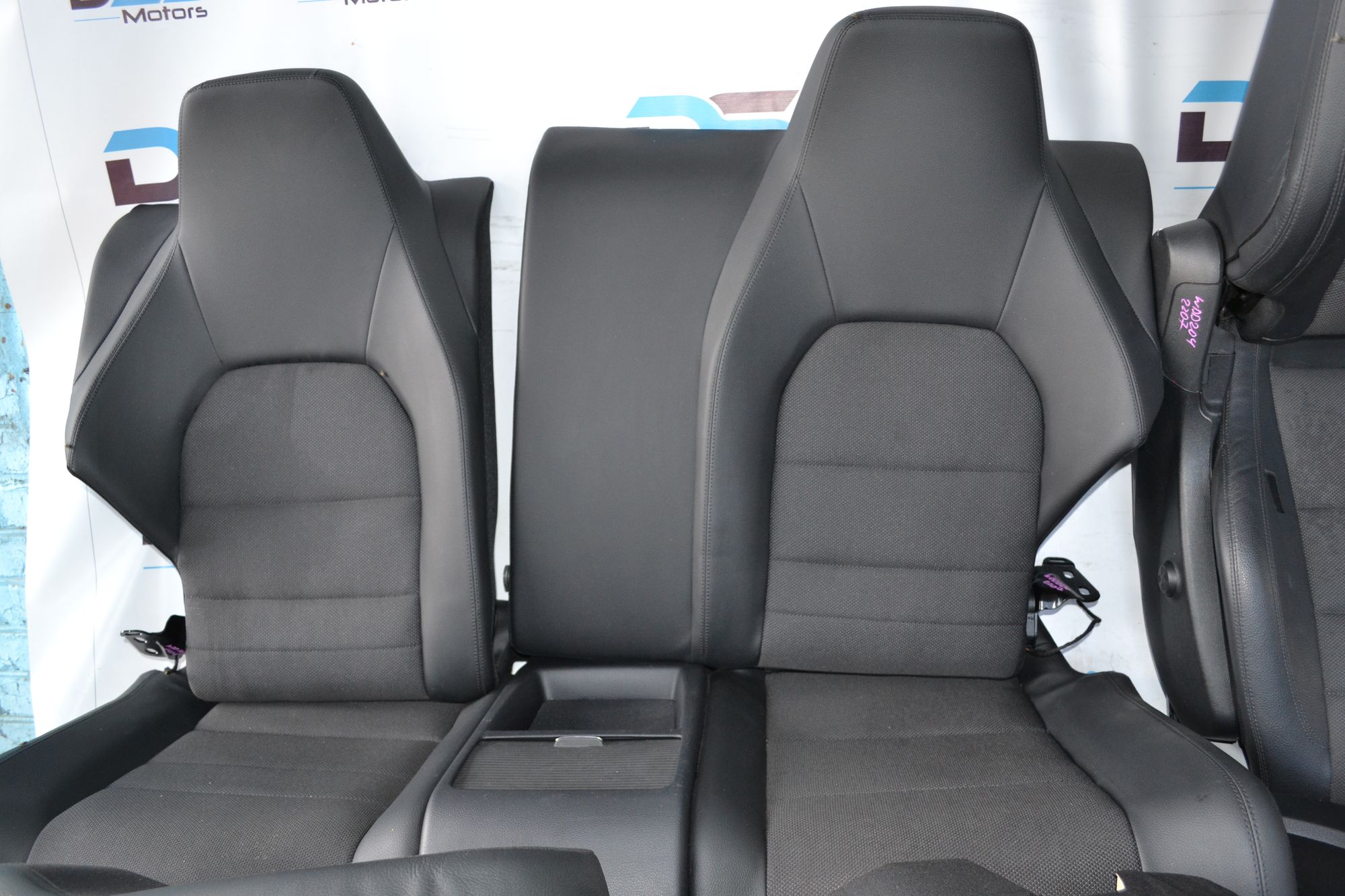 https://ycs.partsauto.market/partsauto-images/thmbs/userImages/b7628e092085f1f91467af1afb6e7630/part/2b1c7f94-e782-42e4-8438-e9753c149b3c_1783692071919.jpg