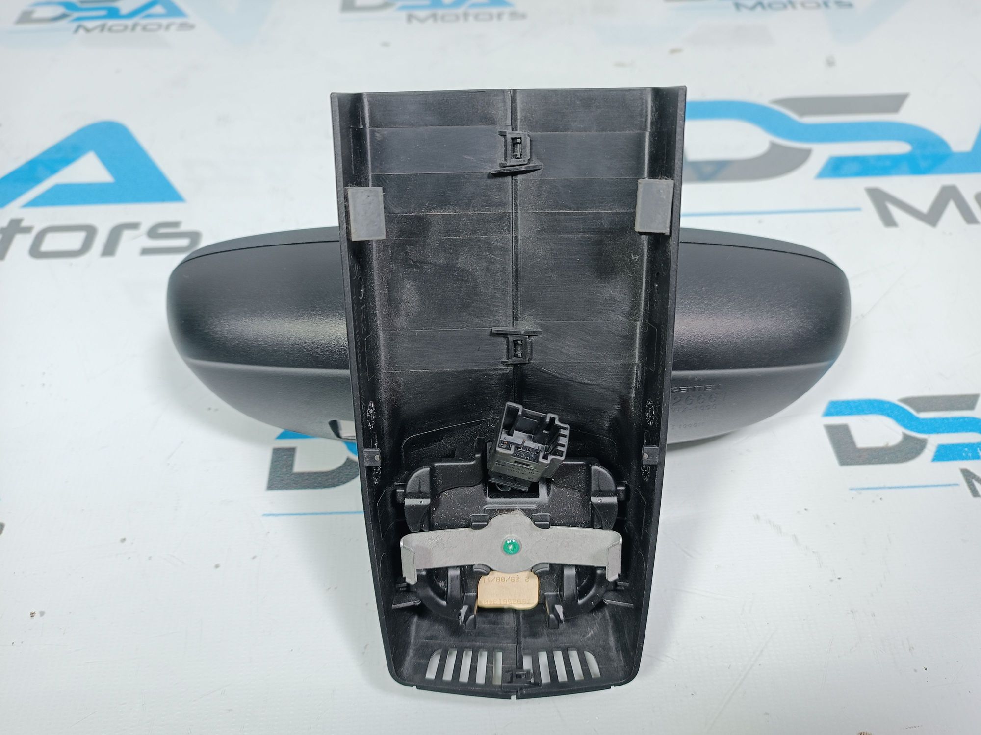https://ycs.partsauto.market/partsauto-images/thmbs/userImages/b7628e092085f1f91467af1afb6e7630/part/2b29bb37-6a48-4541-a149-ccd8e1a3eb84_1704809895964.jpg