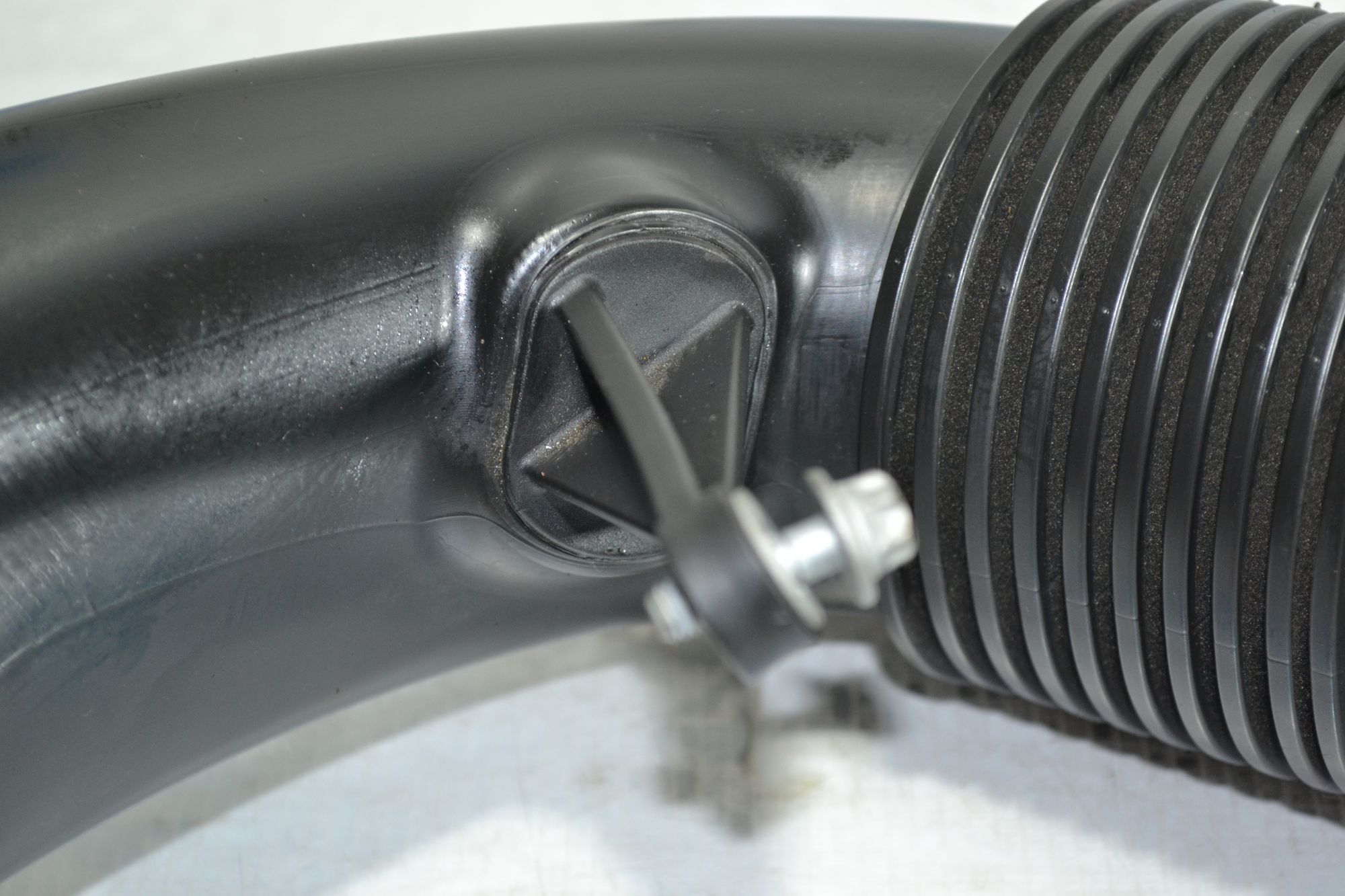 https://ycs.partsauto.market/partsauto-images/thmbs/userImages/b7628e092085f1f91467af1afb6e7630/part/2b41326b-8ed1-4fe9-9c32-03a69eae337b_1779783247258.jpg