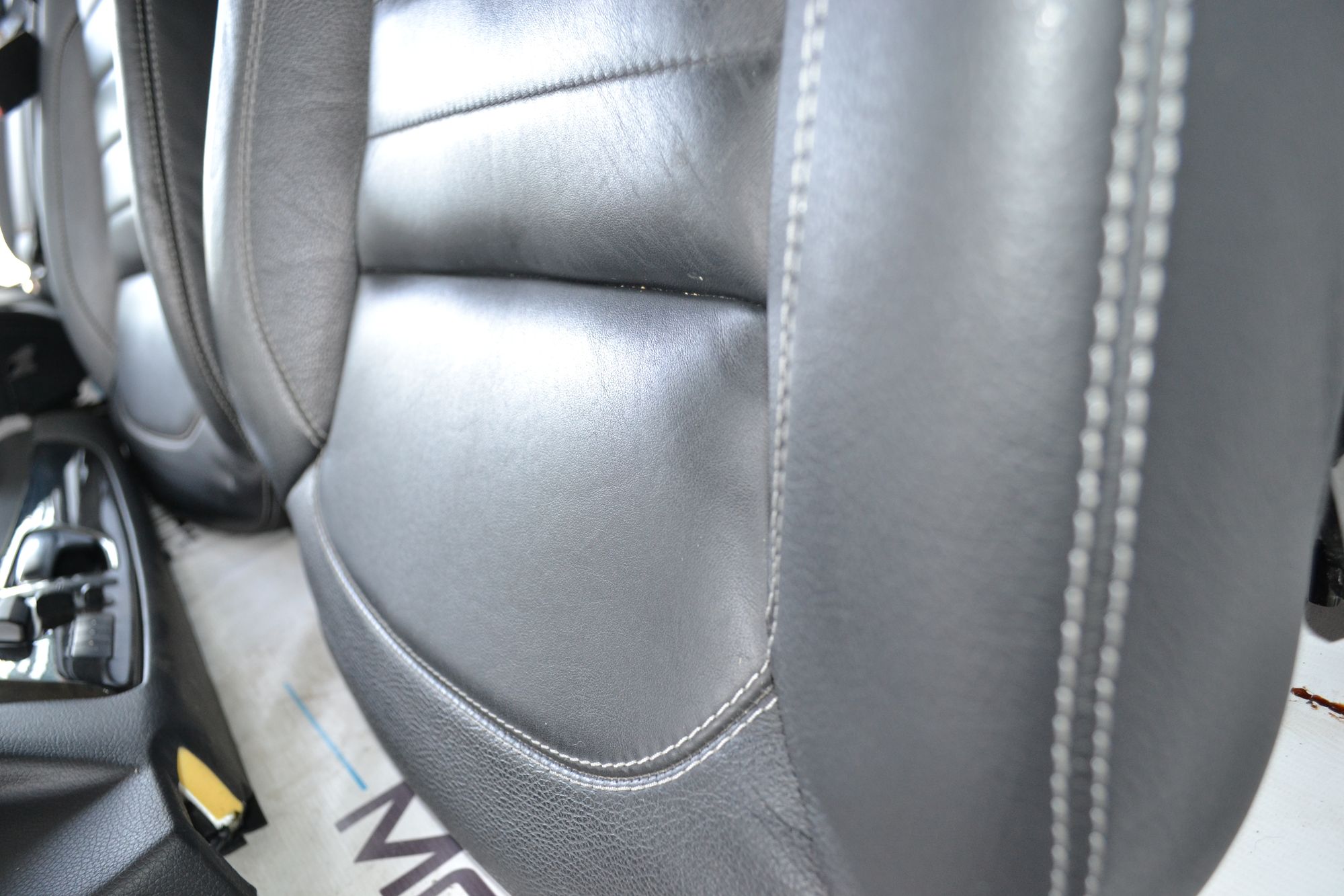https://ycs.partsauto.market/partsauto-images/thmbs/userImages/b7628e092085f1f91467af1afb6e7630/part/2b5ca655-199d-4596-baab-6477ddbeade2_1783690929494.jpg