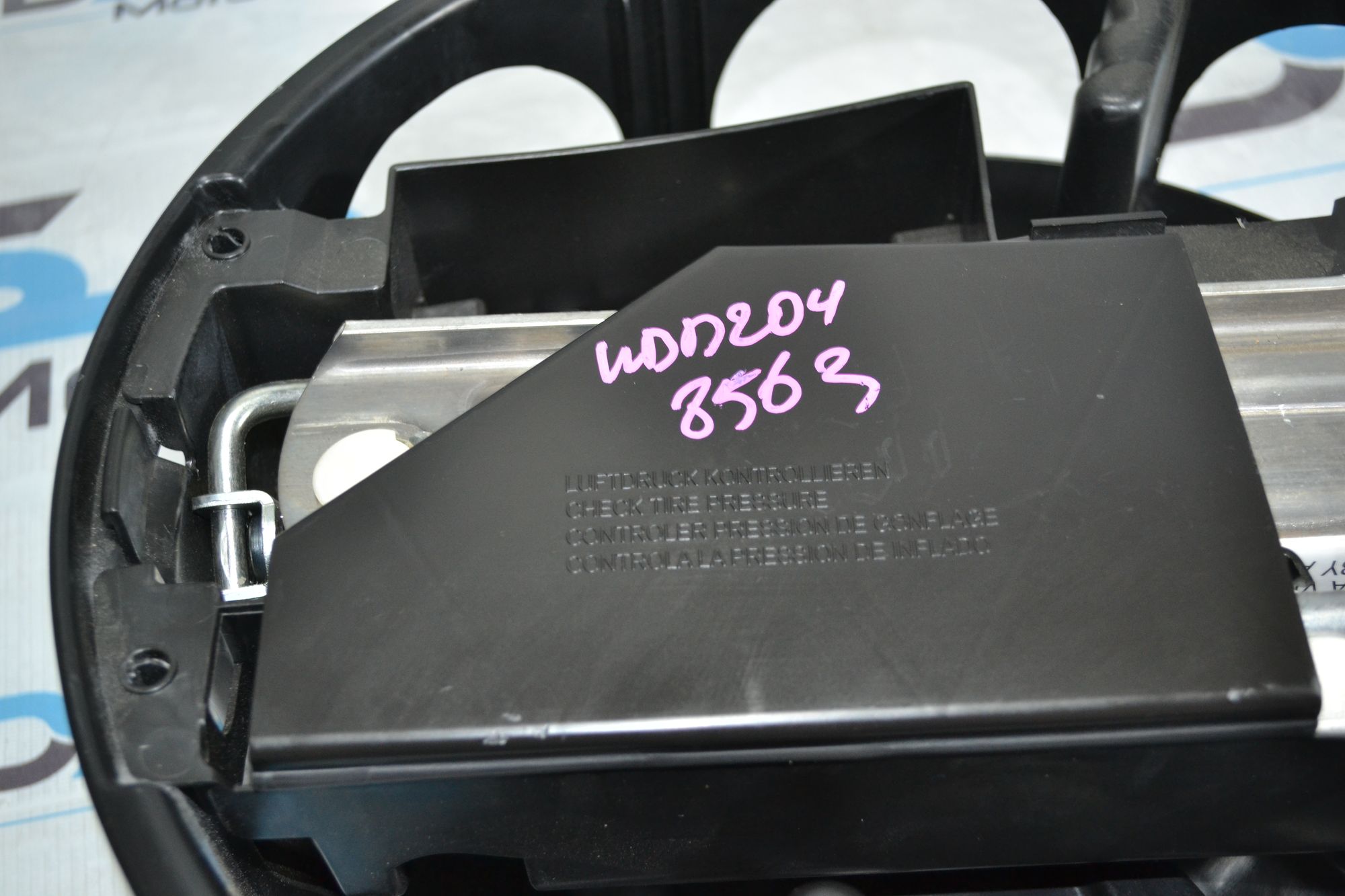 Ящик для инструментов оригинал Mercedes W204/Х204 из Японии, 5900 рублей, Кореновск