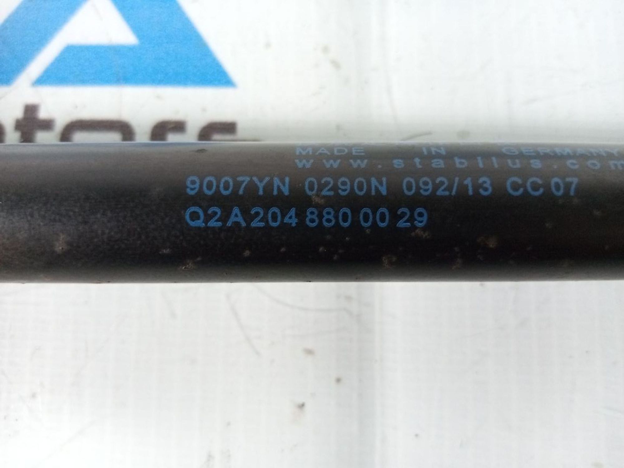 https://ycs.partsauto.market/partsauto-images/thmbs/userImages/b7628e092085f1f91467af1afb6e7630/part/2c698c16-bbf3-48ba-86b4-d0acfe287b2e_1720793227780.jpg