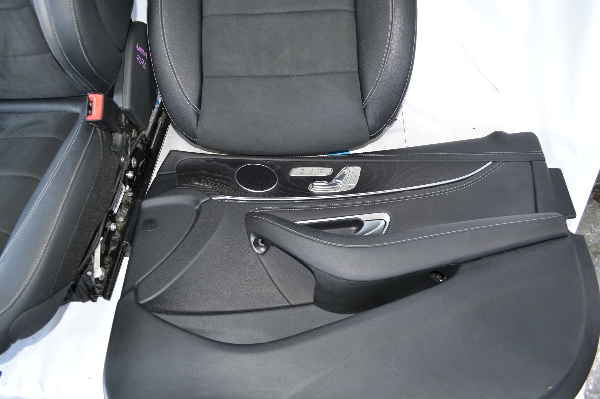 https://ycs.partsauto.market/partsauto-images/thmbs/userImages/b7628e092085f1f91467af1afb6e7630/part/2c8ddbbb-6c18-4399-8a73-cac0c6a054b7_1783945890726.jpg