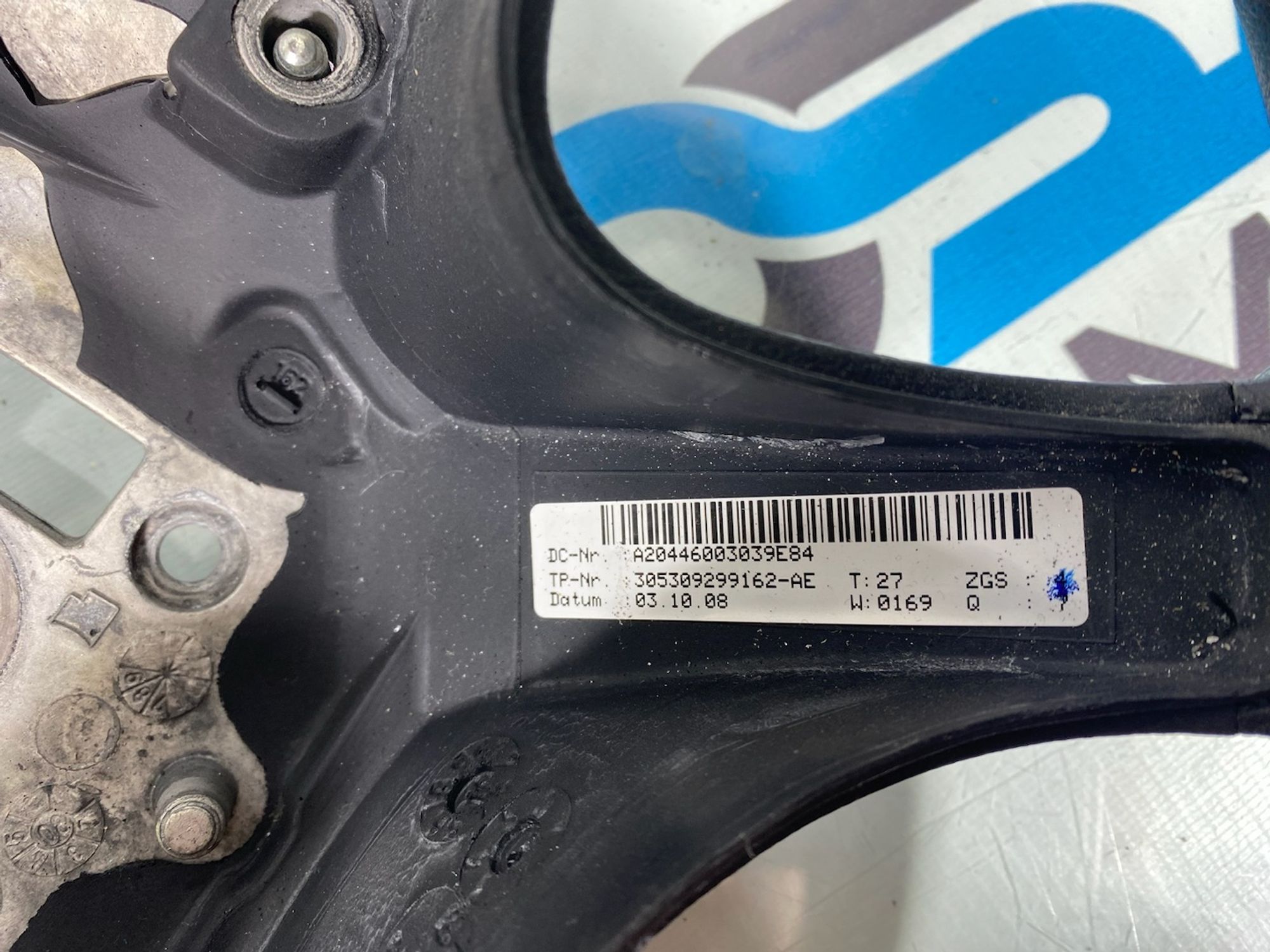 https://ycs.partsauto.market/partsauto-images/thmbs/userImages/b7628e092085f1f91467af1afb6e7630/part/2c95218e-deab-450e-82cf-ca5a17e1baa9_1734673909895.jpg