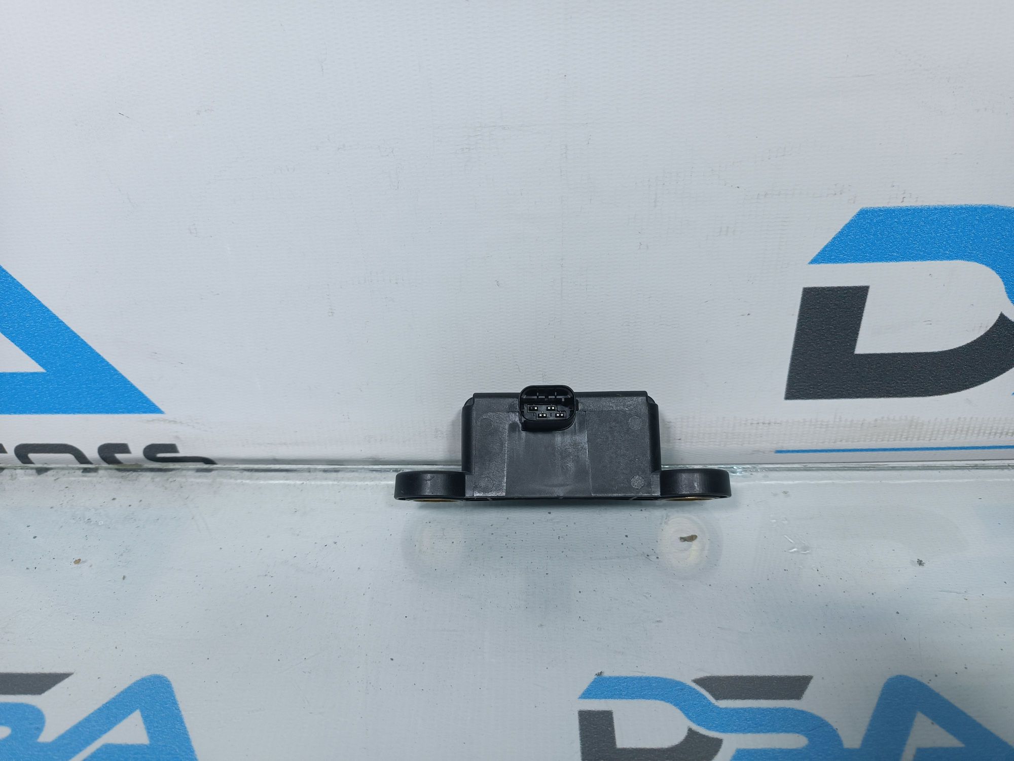 https://ycs.partsauto.market/partsauto-images/thmbs/userImages/b7628e092085f1f91467af1afb6e7630/part/2cbcdc37-5ea0-4275-9135-b47898313c88_1700465539475.jpg