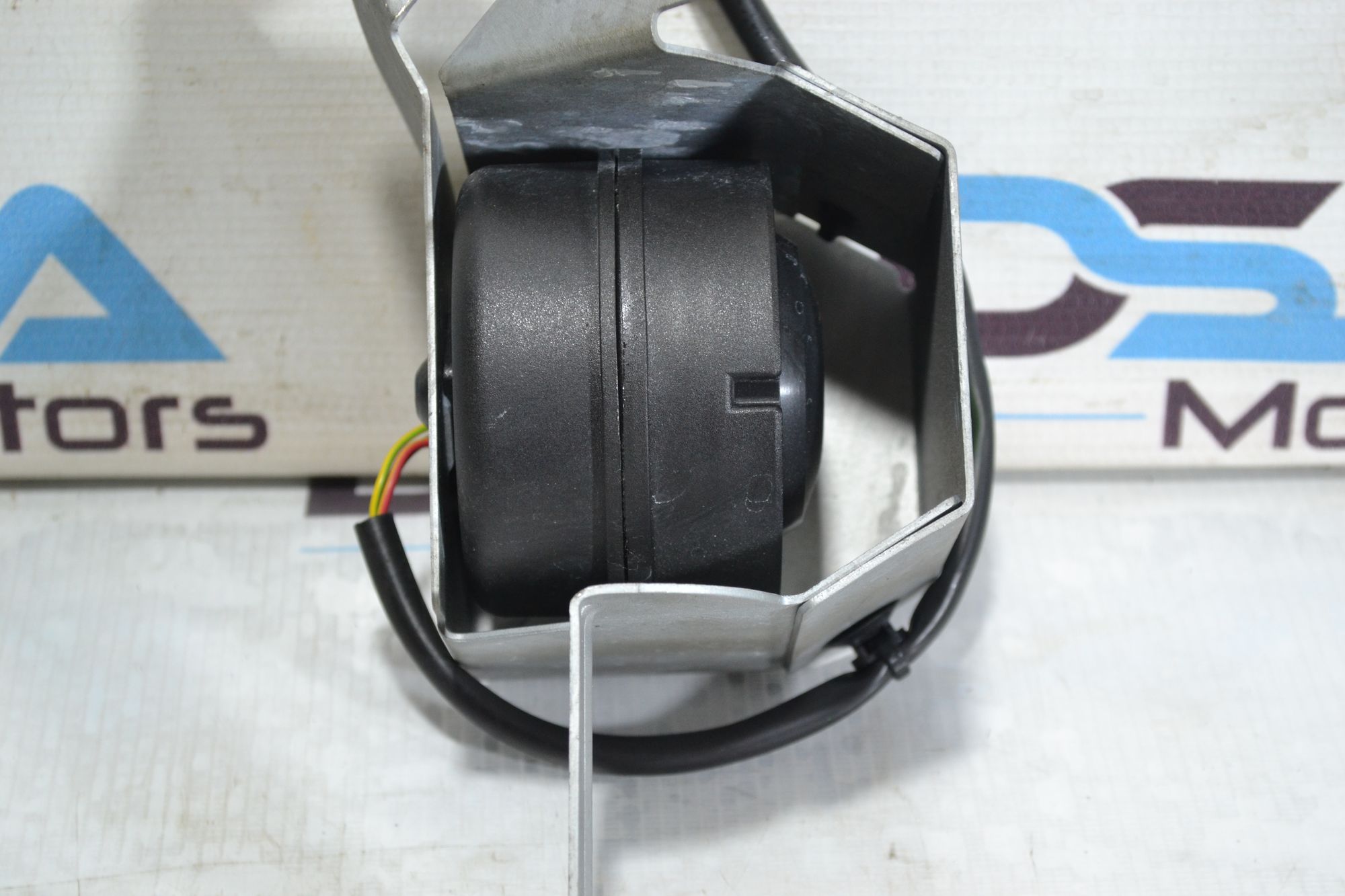 https://ycs.partsauto.market/partsauto-images/thmbs/userImages/b7628e092085f1f91467af1afb6e7630/part/2d0ec405-9369-4897-a8b7-55b7f05014f0_1779368167073.jpg