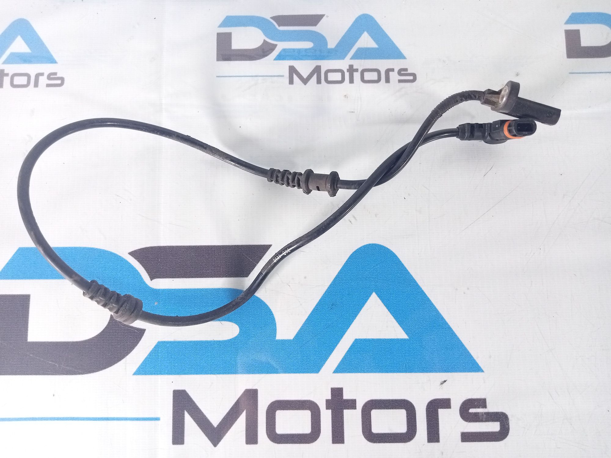 https://ycs.partsauto.market/partsauto-images/thmbs/userImages/b7628e092085f1f91467af1afb6e7630/part/2d3ca377-aa89-4405-85ca-9e39a6d47ddc_1719826070921.jpg