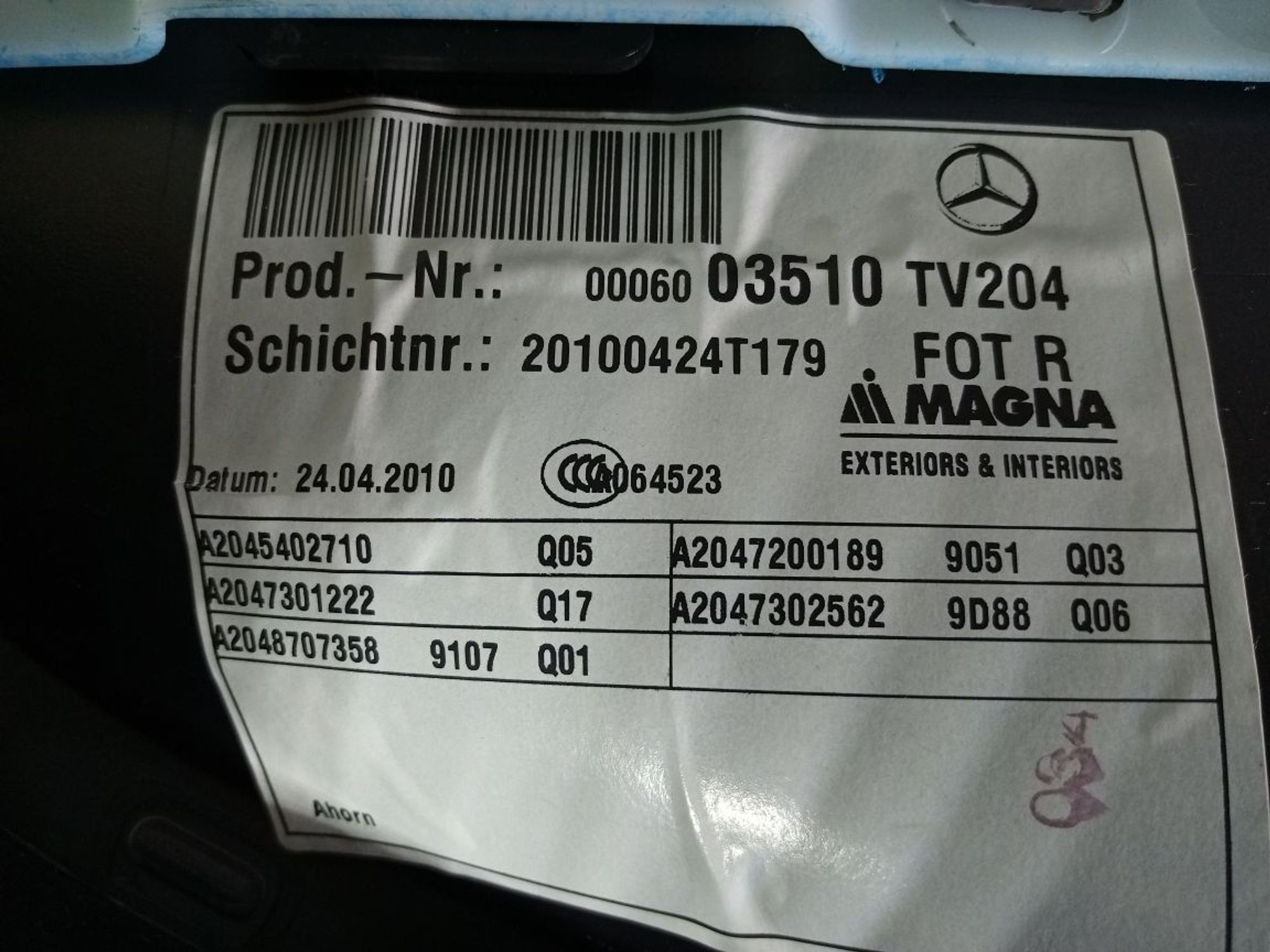 https://ycs.partsauto.market/partsauto-images/thmbs/userImages/b7628e092085f1f91467af1afb6e7630/part/2d4c5ba6-9836-48c1-91cd-86047dd21cc3_1745843790781.jpg