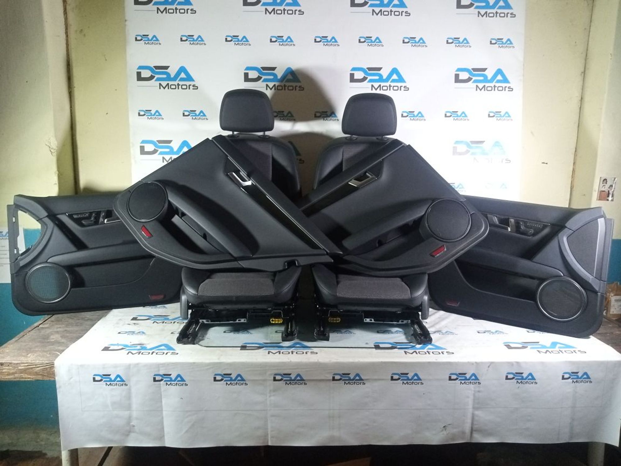 https://ycs.partsauto.market/partsauto-images/thmbs/userImages/b7628e092085f1f91467af1afb6e7630/part/2d778de3-8882-4d8f-9399-52074b0026ca_1737365811163.jpg