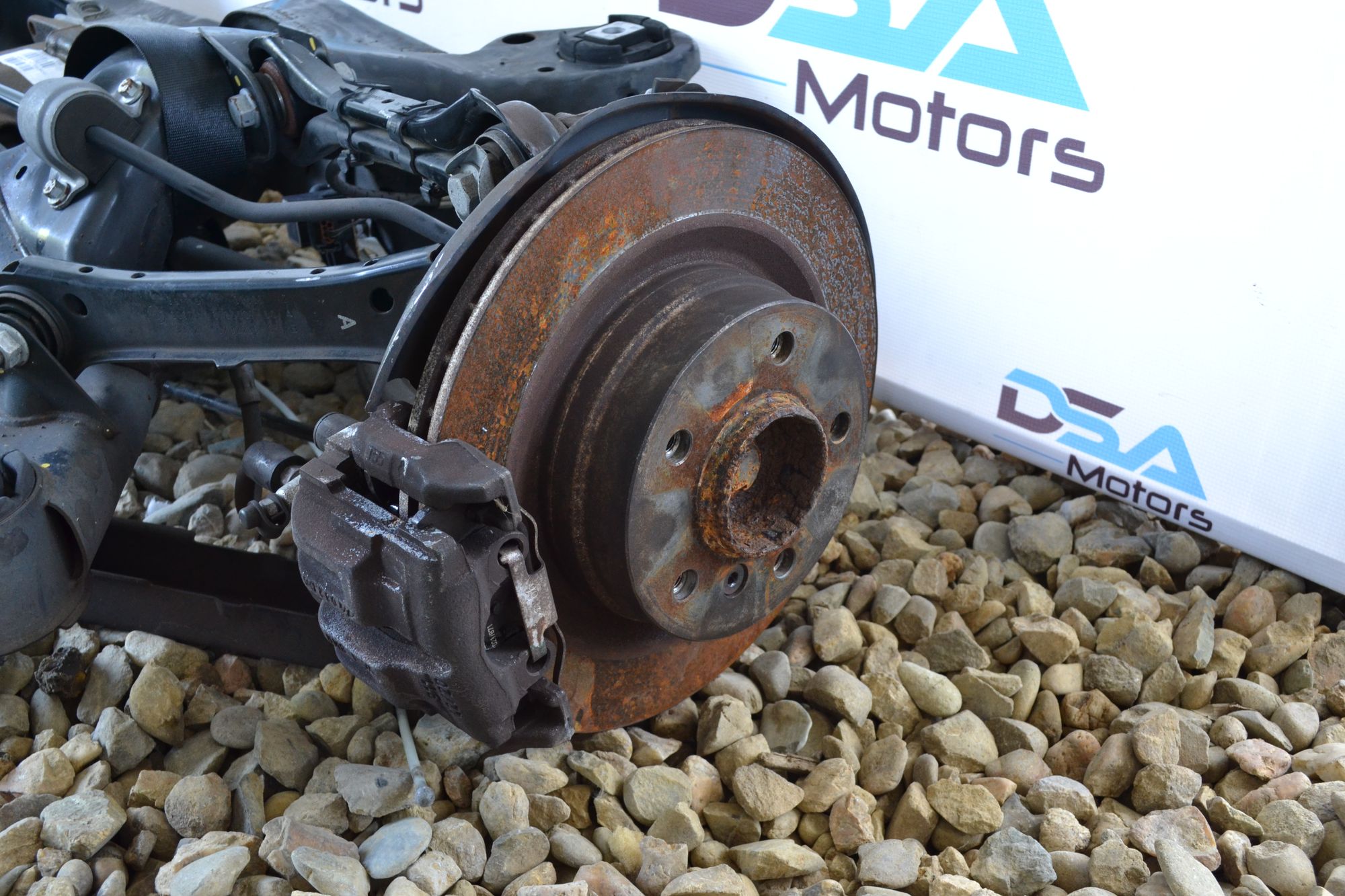https://ycs.partsauto.market/partsauto-images/thmbs/userImages/b7628e092085f1f91467af1afb6e7630/part/2d780953-47e1-4b39-84c2-f7f88c1acf6a_1779443480090.jpg
