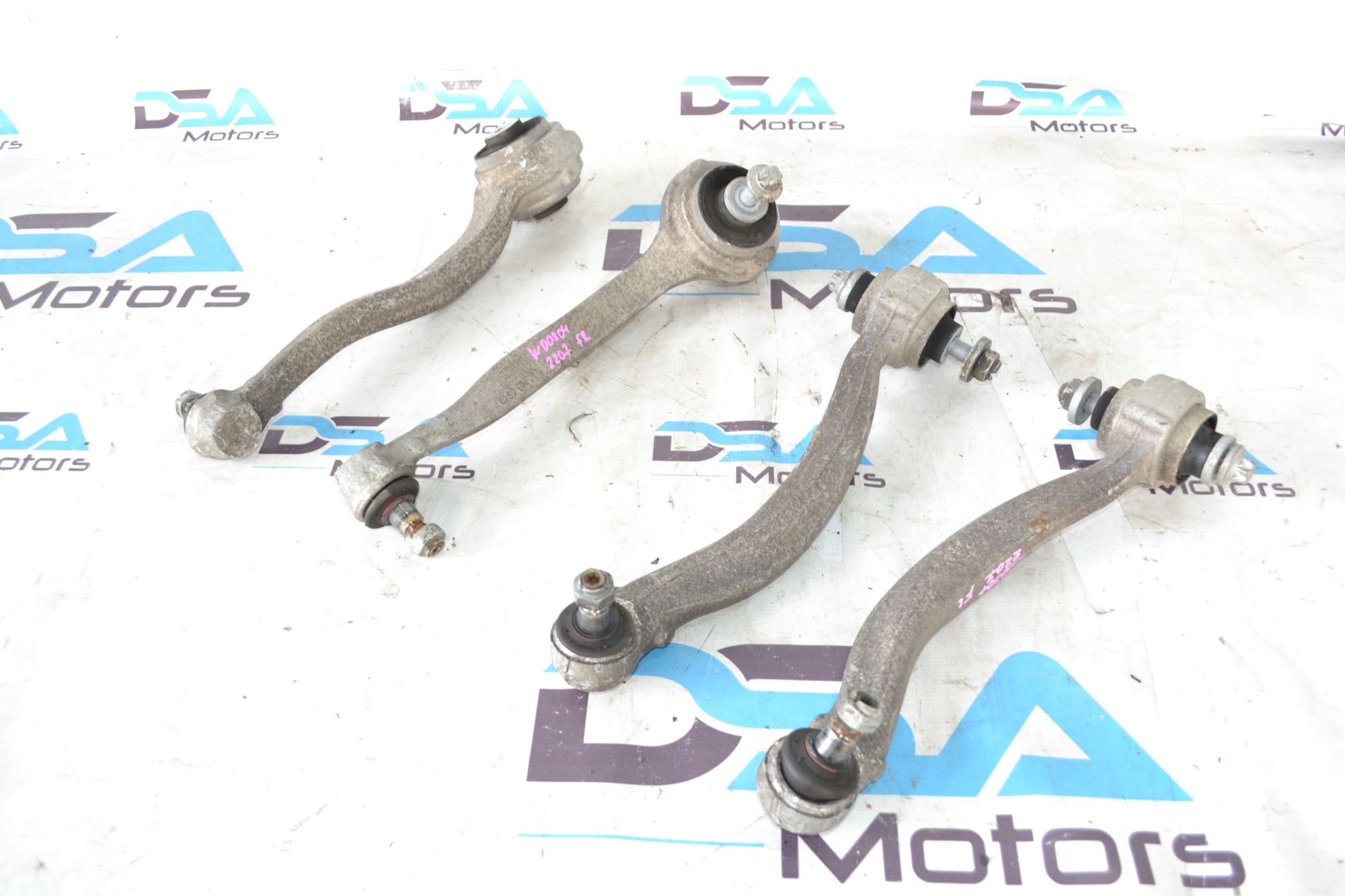 https://ycs.partsauto.market/partsauto-images/thmbs/userImages/b7628e092085f1f91467af1afb6e7630/part/2e13bb17-9e33-490d-ae43-6a773e5e89e1_1785152059315.jpg