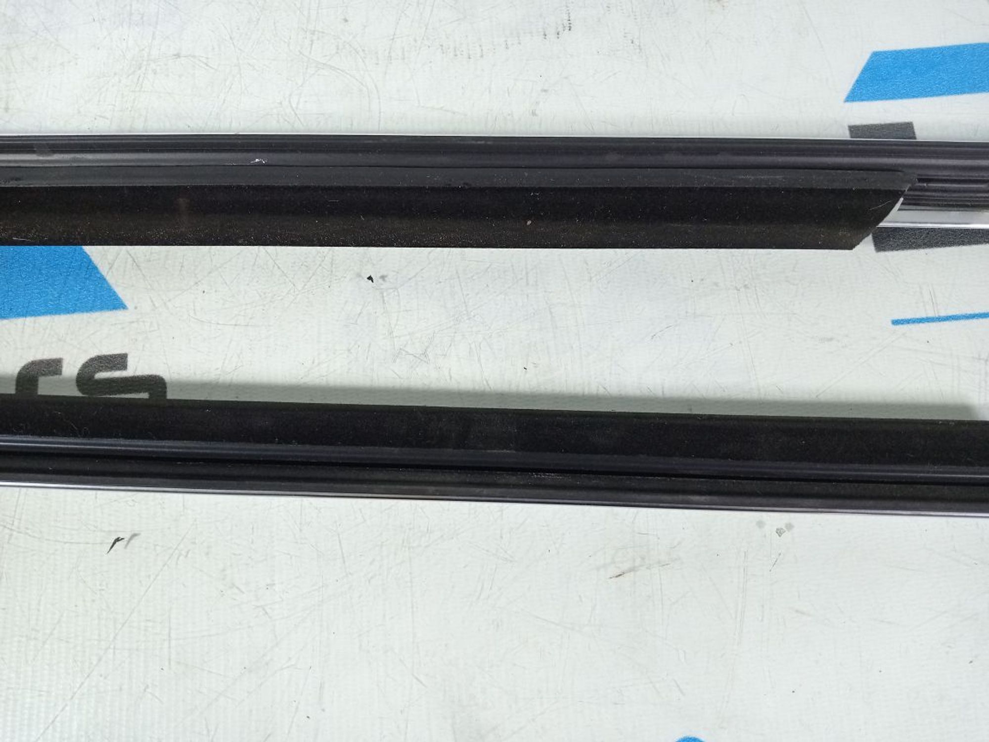 https://ycs.partsauto.market/partsauto-images/thmbs/userImages/b7628e092085f1f91467af1afb6e7630/part/2e6ad48c-df47-43db-9fd2-e540f7f2b9e3_1742647201444.jpg
