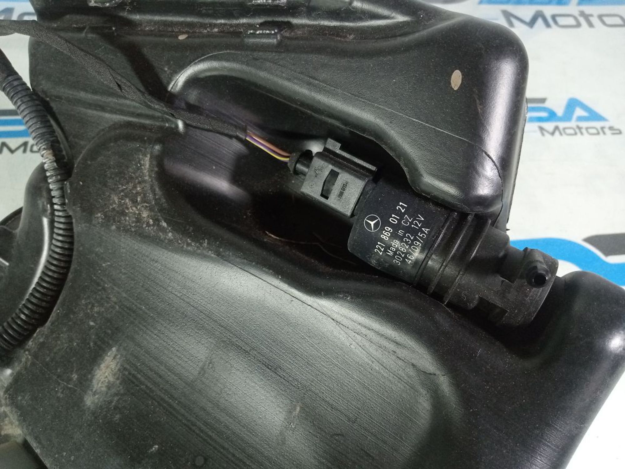https://ycs.partsauto.market/partsauto-images/thmbs/userImages/b7628e092085f1f91467af1afb6e7630/part/2ebe75f0-f038-4c67-a008-ae232952e972_1741684664294.jpg