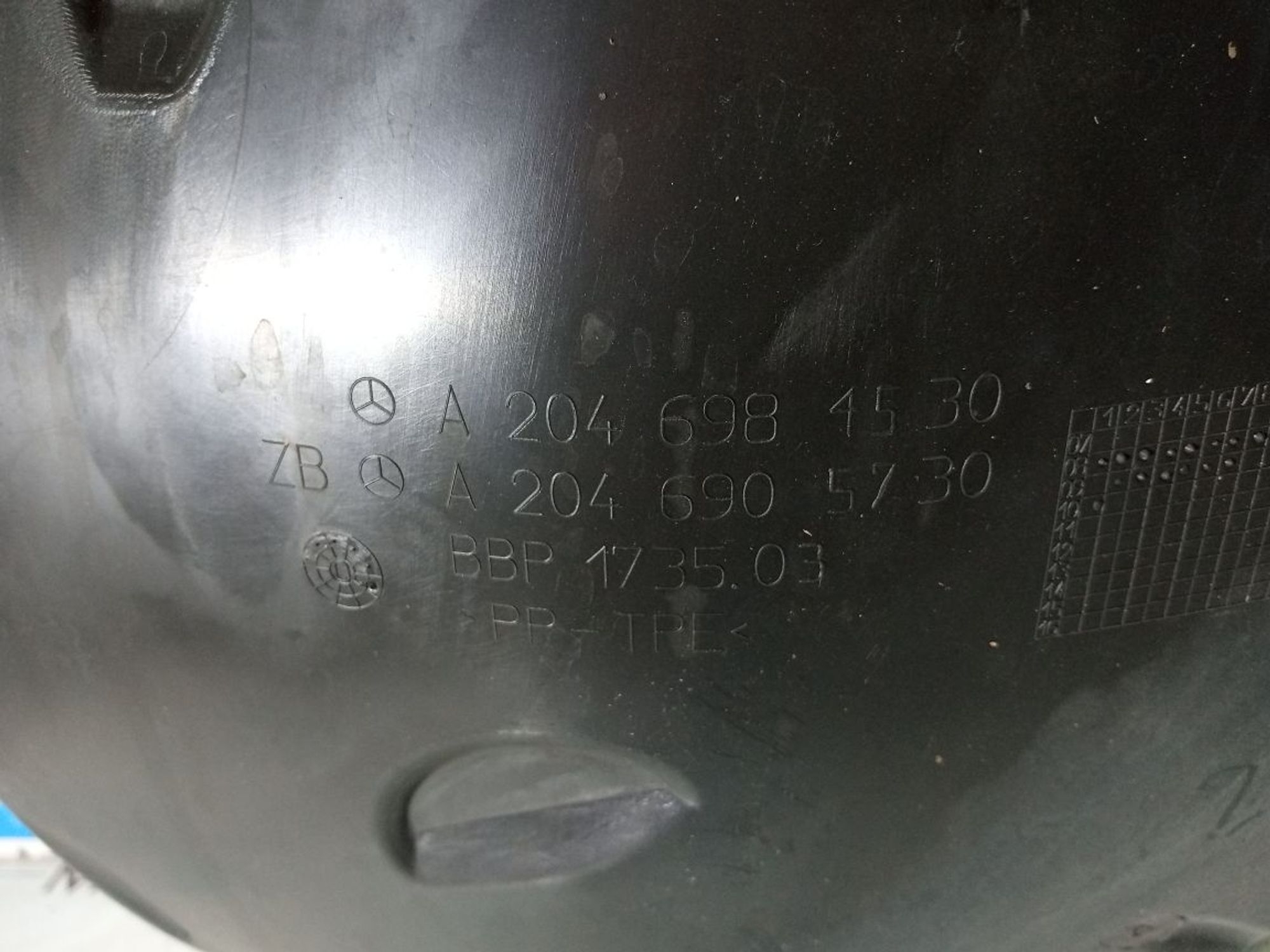 https://ycs.partsauto.market/partsauto-images/thmbs/userImages/b7628e092085f1f91467af1afb6e7630/part/2f374b8c-e38b-4d57-884a-7f7128c6ee9f_1730568291650.jpg