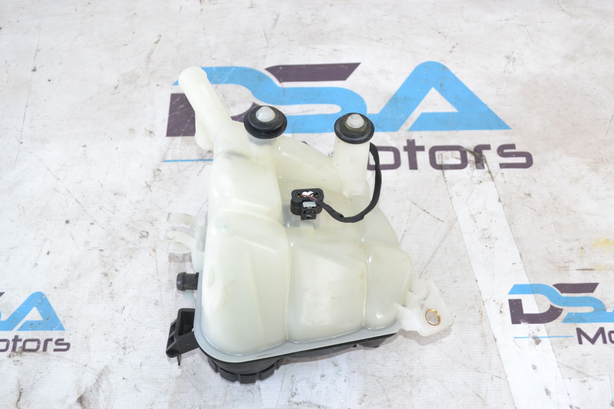 https://ycs.partsauto.market/partsauto-images/thmbs/userImages/b7628e092085f1f91467af1afb6e7630/part/2f5344c5-62f1-4c40-ac5c-41105465d0f1_1785225038669.jpg