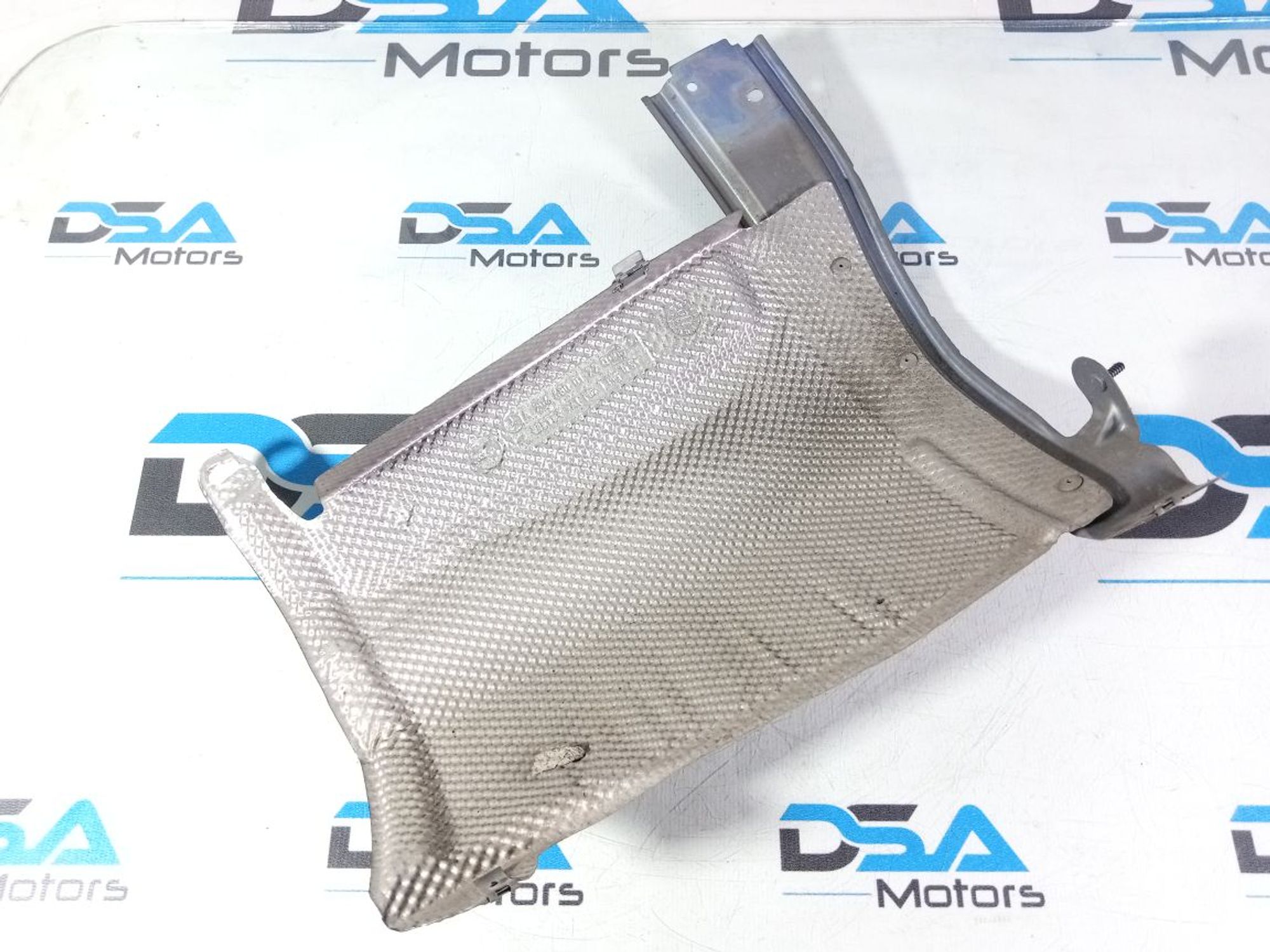 https://ycs.partsauto.market/partsauto-images/thmbs/userImages/b7628e092085f1f91467af1afb6e7630/part/2f5f27b4-71a2-4231-9311-da881570a671_1747023726082.jpg
