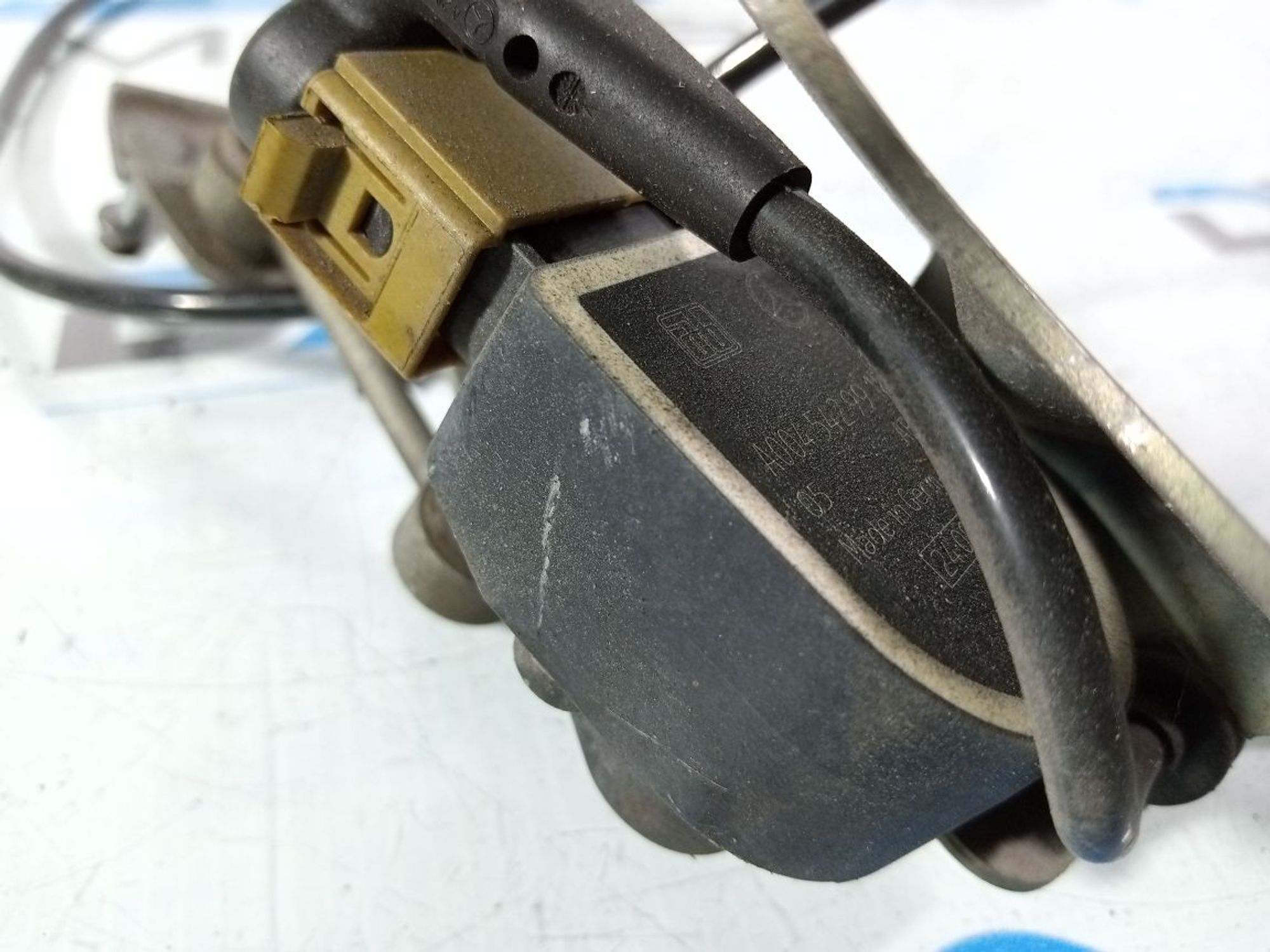 https://ycs.partsauto.market/partsauto-images/thmbs/userImages/b7628e092085f1f91467af1afb6e7630/part/30511c9e-f8da-4177-8301-e636388ef3c2_1737191051421.jpg