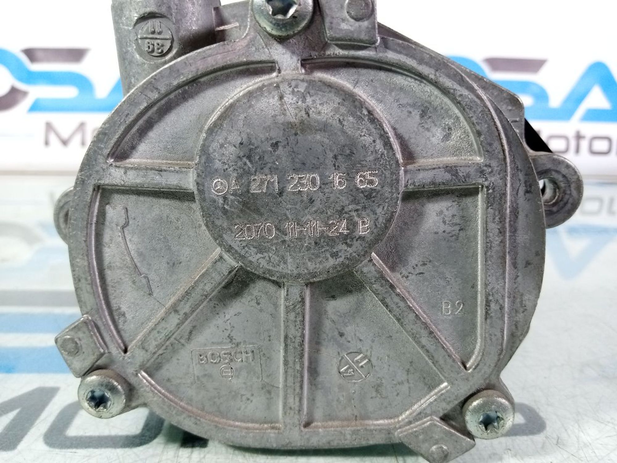https://ycs.partsauto.market/partsauto-images/thmbs/userImages/b7628e092085f1f91467af1afb6e7630/part/30593f70-f889-4a73-a1c8-20802886af7a_1744702568827.jpg