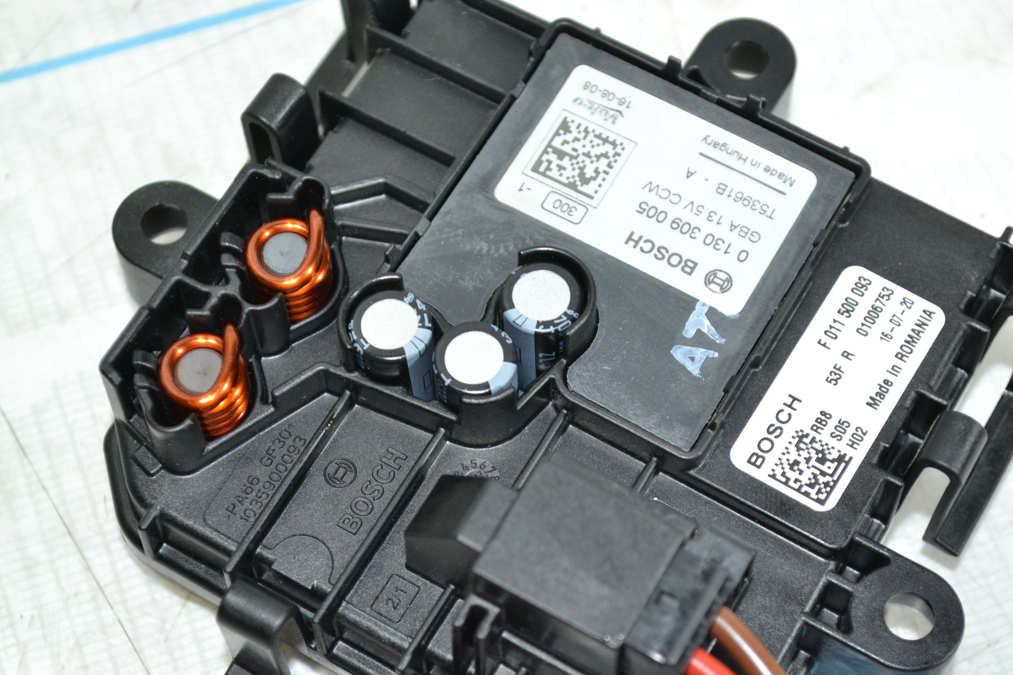 https://ycs.partsauto.market/partsauto-images/thmbs/userImages/b7628e092085f1f91467af1afb6e7630/part/30ad75fa-858b-4f32-bd0a-4a19450a1230_1783317935004.jpg