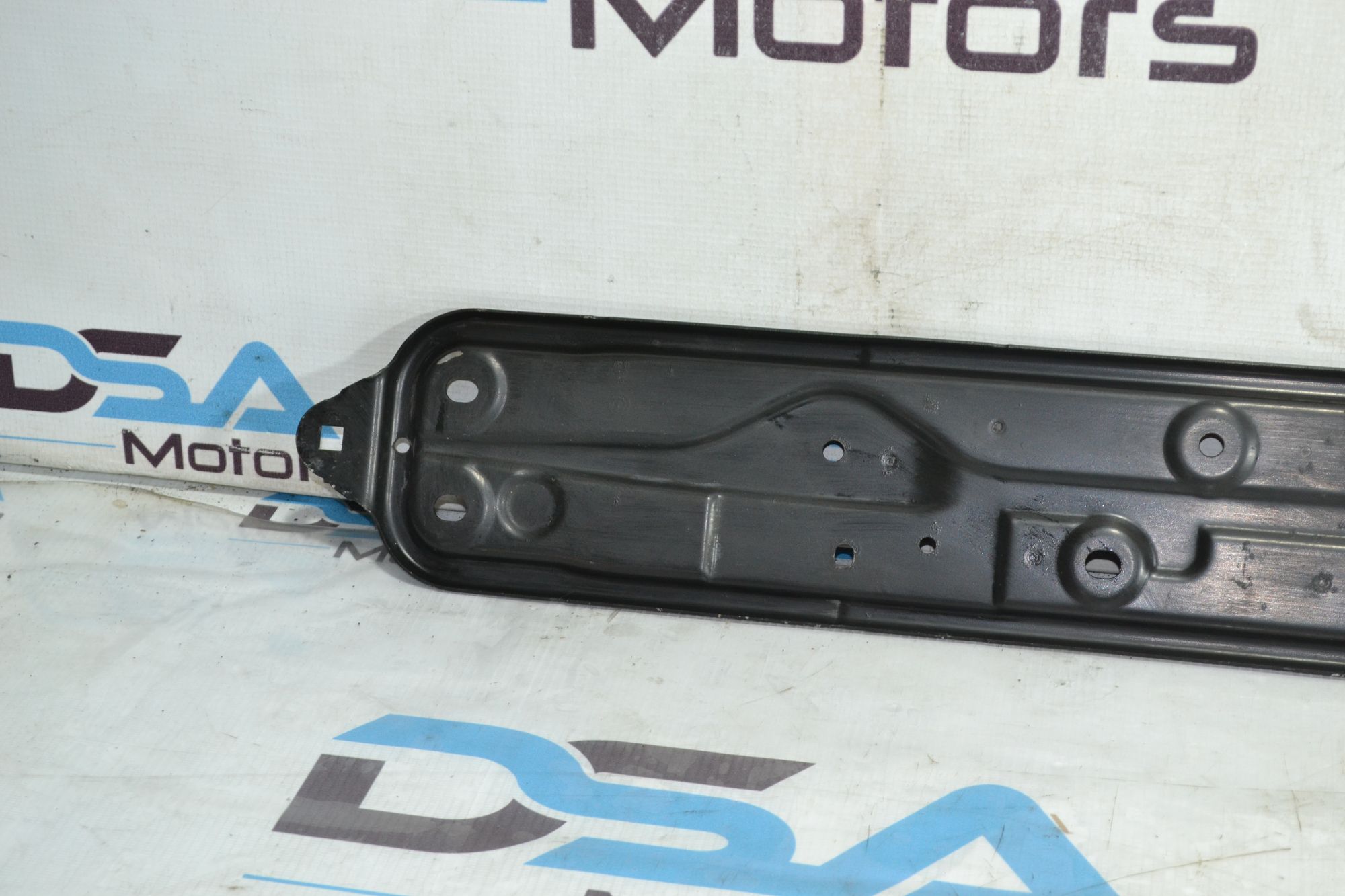 https://ycs.partsauto.market/partsauto-images/thmbs/userImages/b7628e092085f1f91467af1afb6e7630/part/30dc05b5-6b6e-4e24-b425-96b68b98b84d_1782976453390.jpg