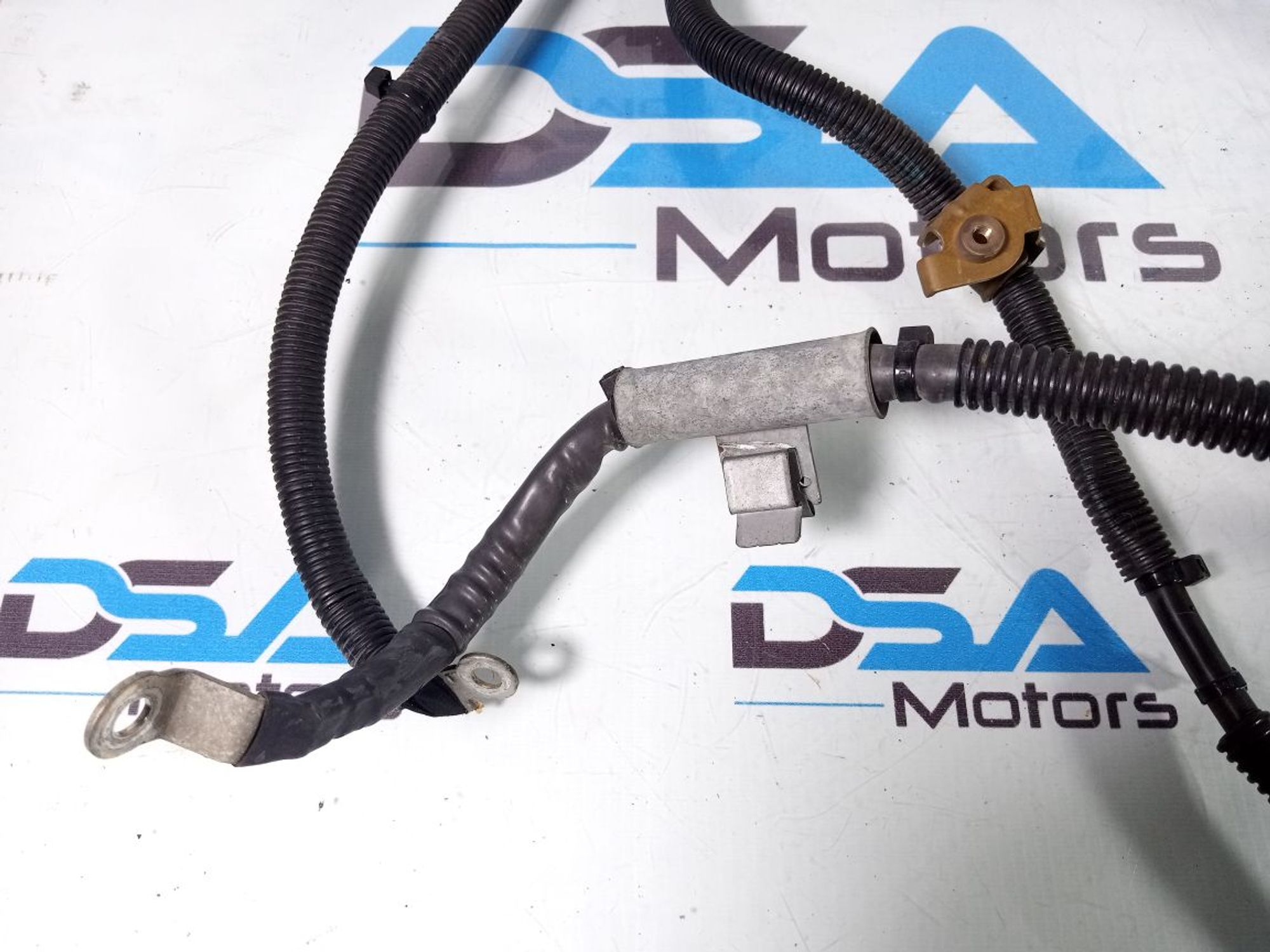 https://ycs.partsauto.market/partsauto-images/thmbs/userImages/b7628e092085f1f91467af1afb6e7630/part/314e78f9-ec95-4ea8-a7b3-2d8bb69417d4_1727112173263.jpg