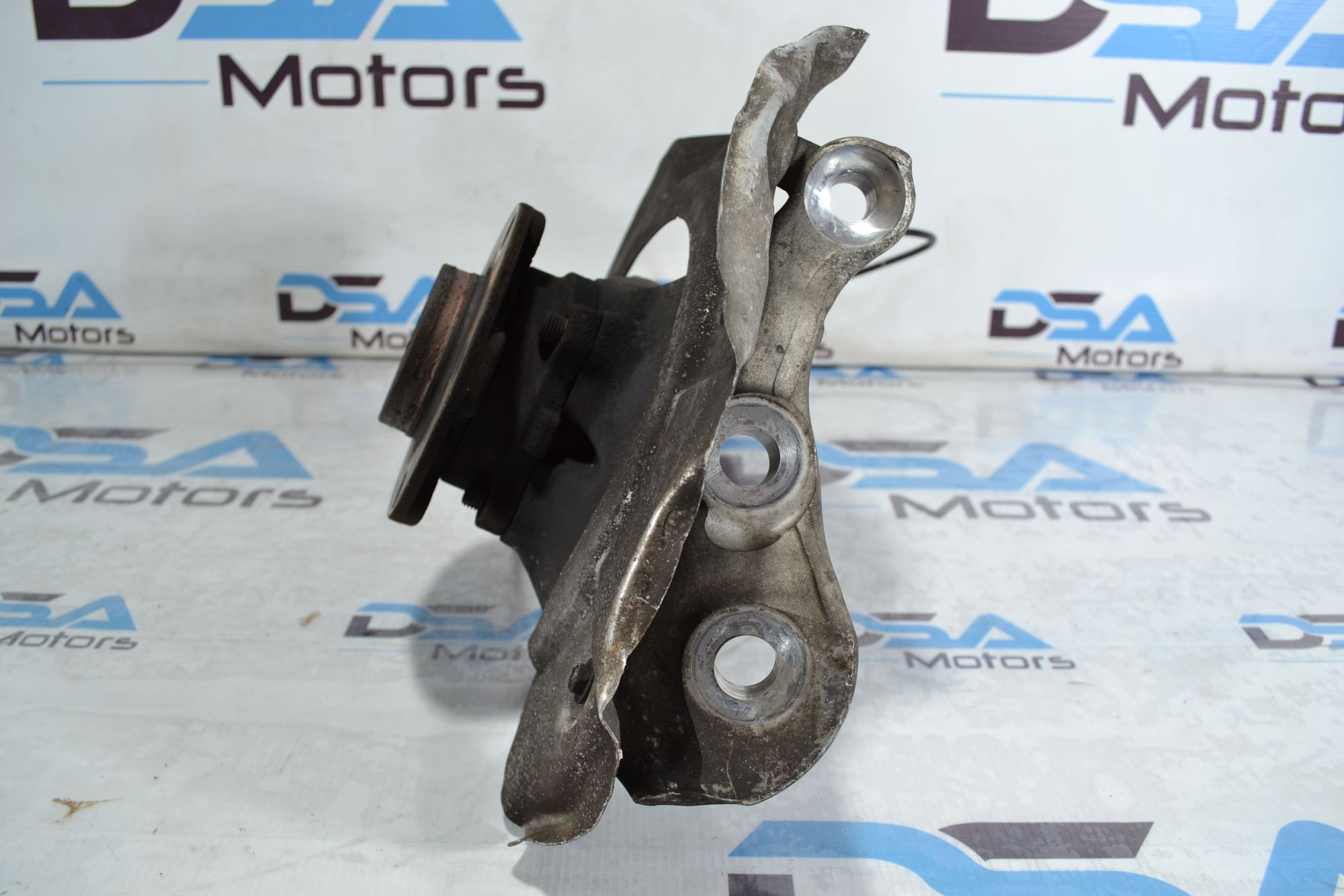 https://ycs.partsauto.market/partsauto-images/thmbs/userImages/b7628e092085f1f91467af1afb6e7630/part/316e09d7-54f9-4ab0-acc4-8c9c37e3b3a7_1779174380771.jpg