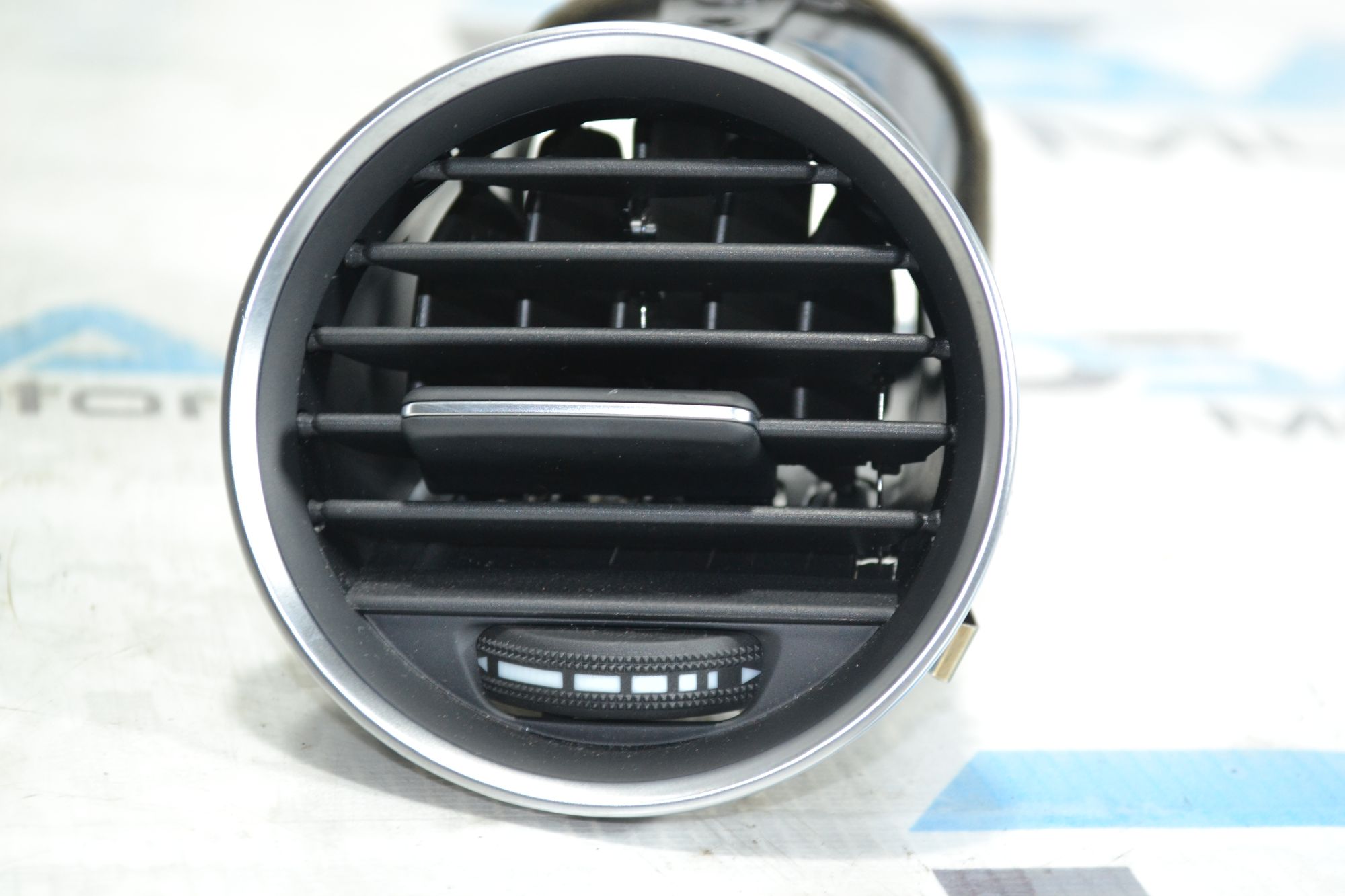 https://ycs.partsauto.market/partsauto-images/thmbs/userImages/b7628e092085f1f91467af1afb6e7630/part/318a74ce-1cf6-405b-9cb4-c2f50f7c75d9_1780310829008.jpg