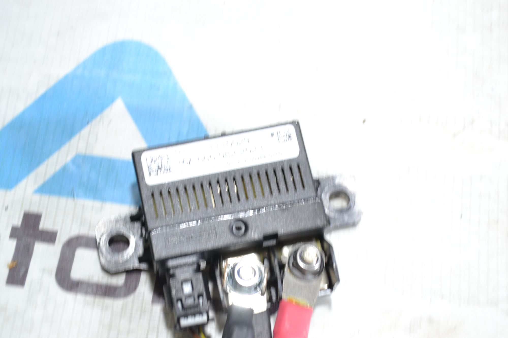 https://ycs.partsauto.market/partsauto-images/thmbs/userImages/b7628e092085f1f91467af1afb6e7630/part/31af45e5-1c50-4657-8d10-4e9b67f9ac17_1780987056006.jpg