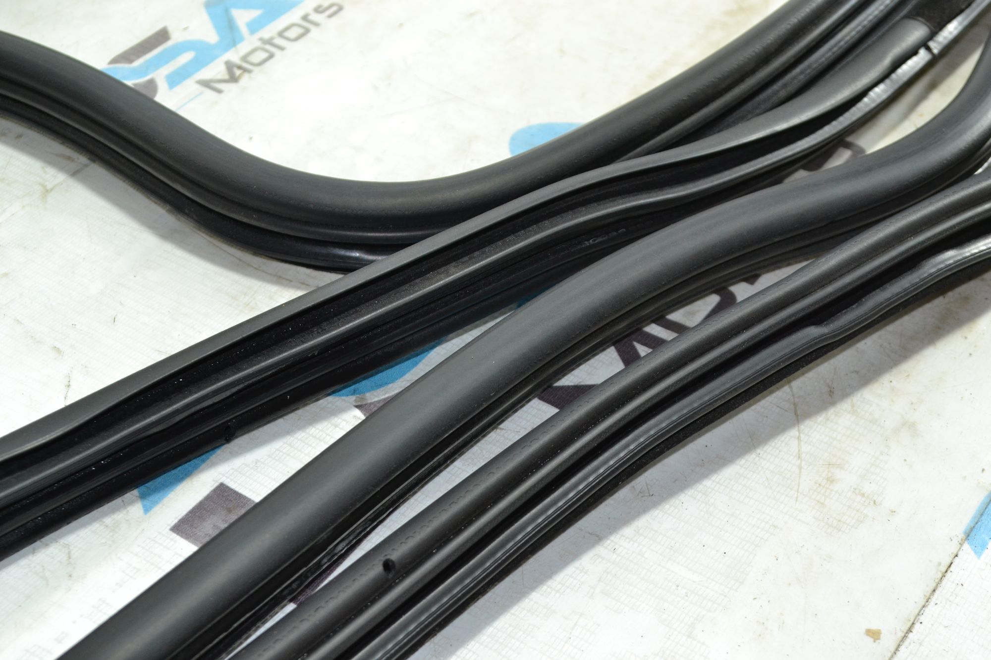 https://ycs.partsauto.market/partsauto-images/thmbs/userImages/b7628e092085f1f91467af1afb6e7630/part/32009b92-fb3a-4da8-b49a-a4d0ef7fe4d0_1783062414321.jpg